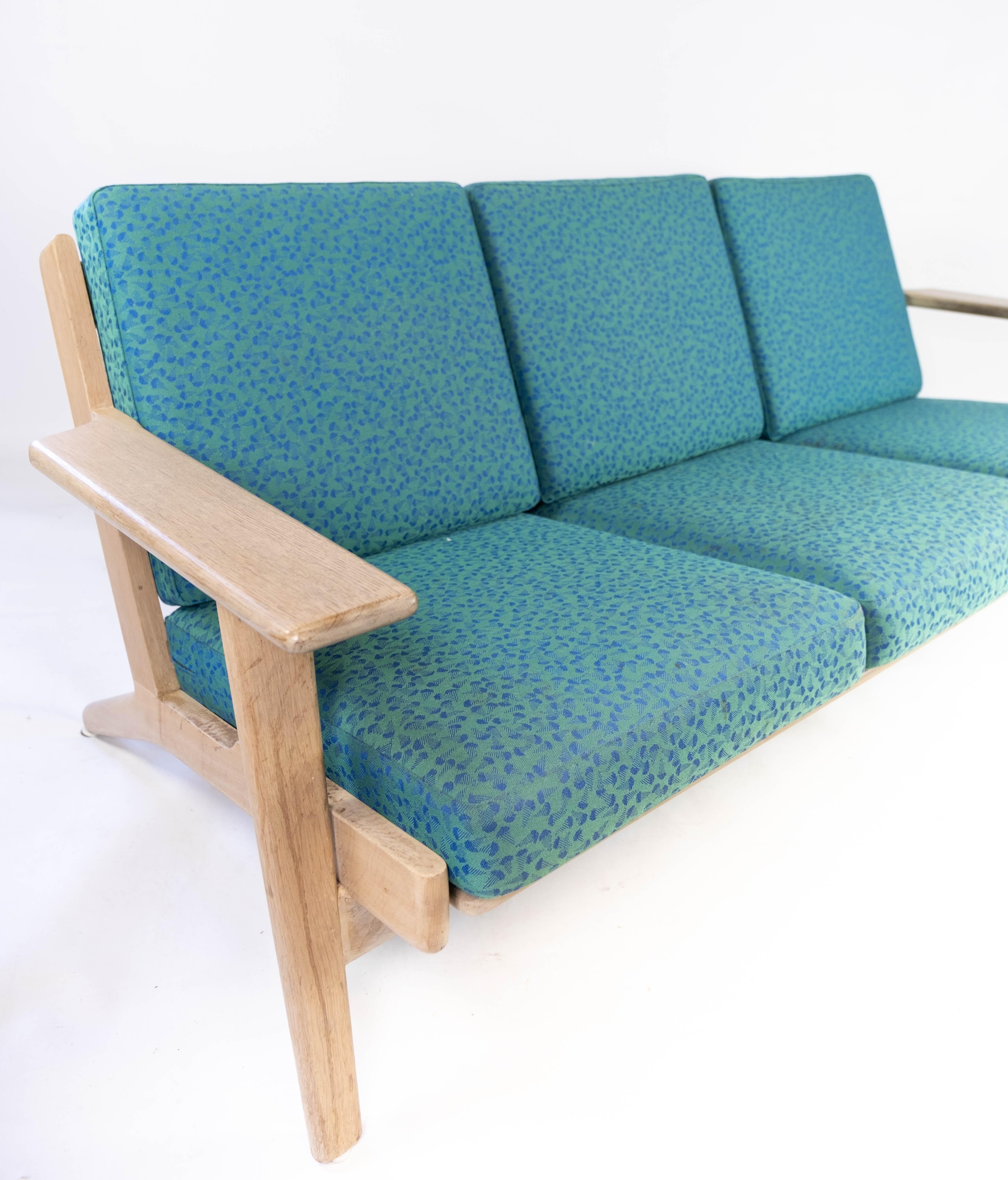 Wool 3 Seater Sofa, Model GE290, in Oak by Hans J. Wegner, 1960s For Sale