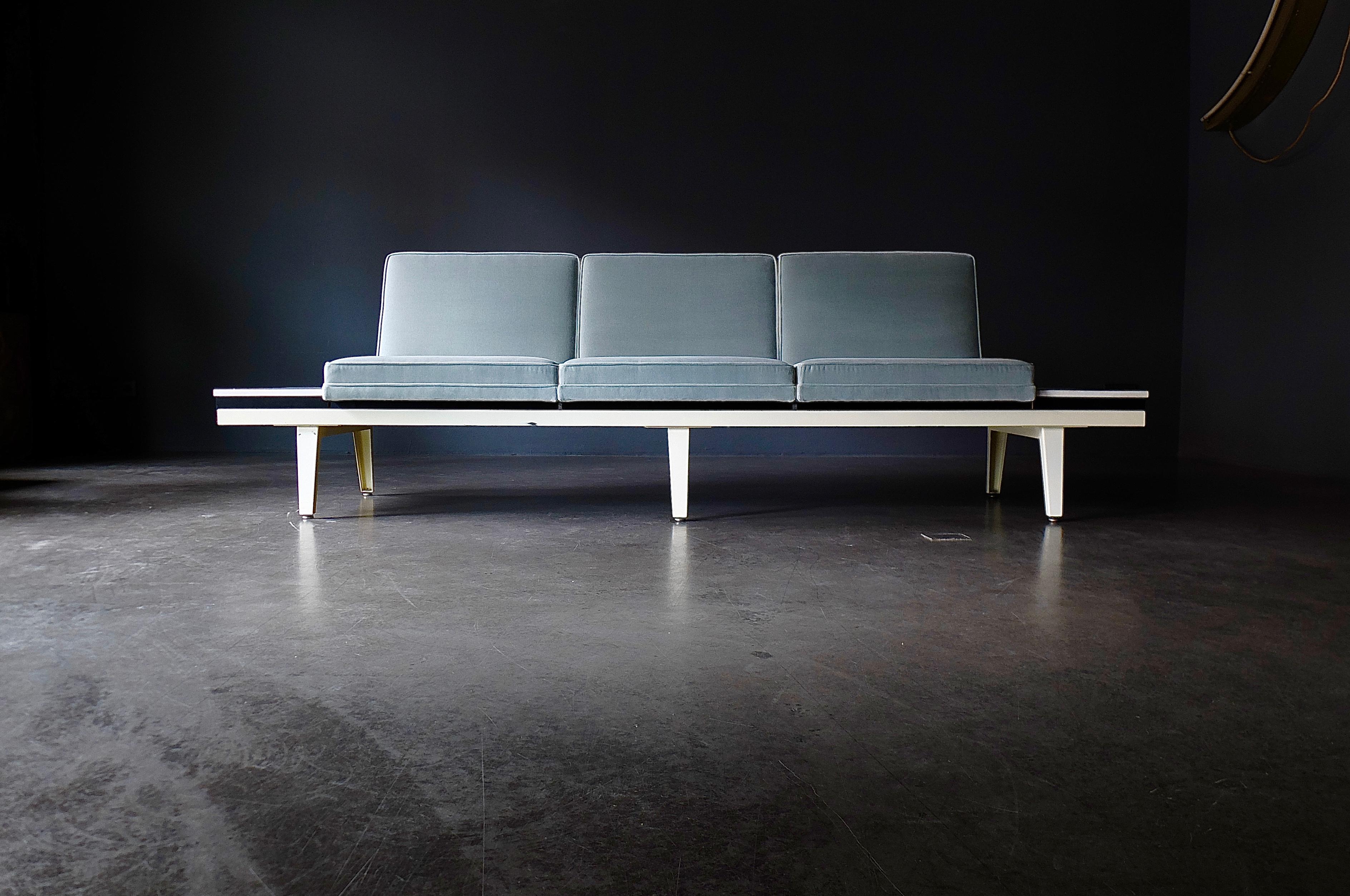 3-Seat Steel Frame Sofa, George Nelson for Herman Miller in 1960 3