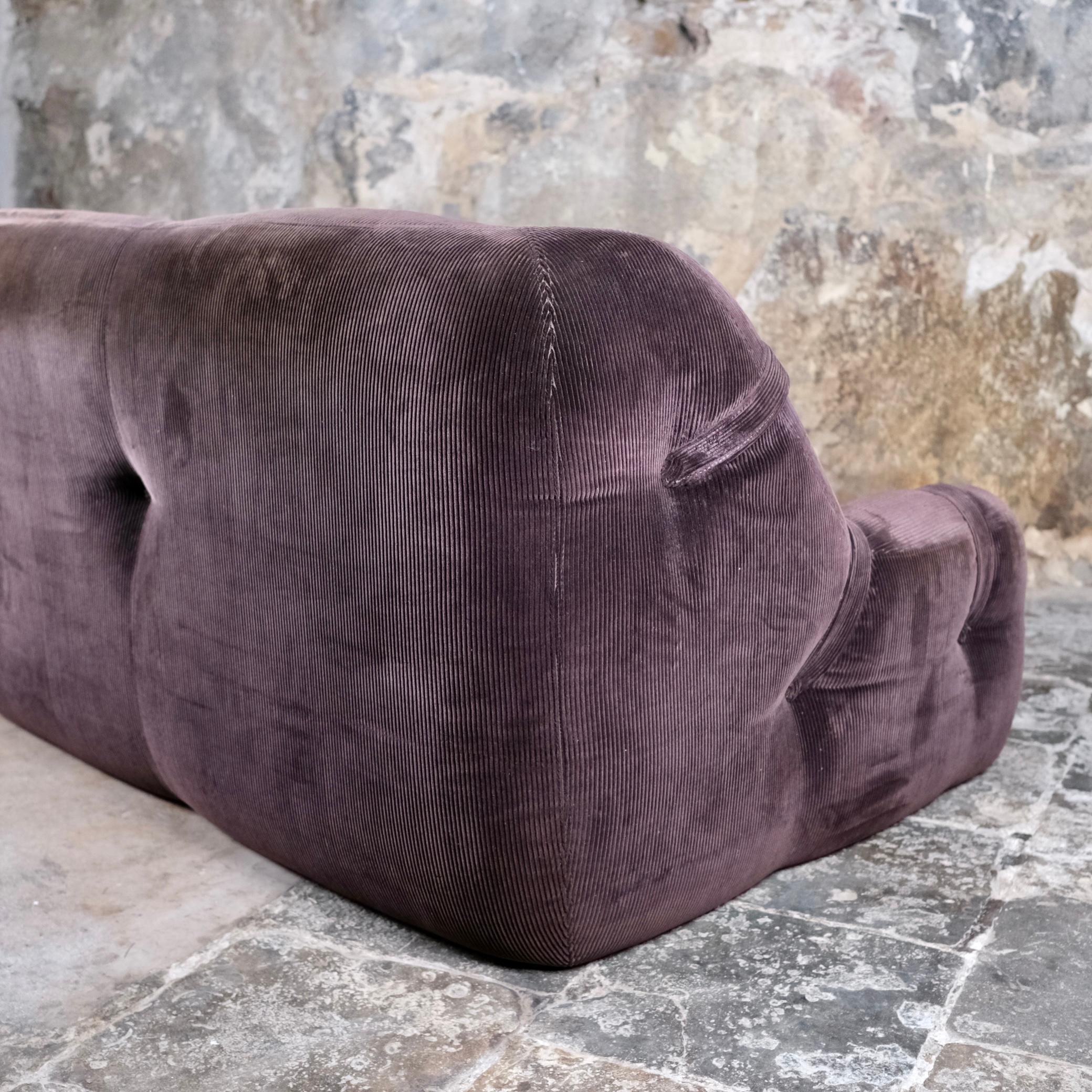 Sofá 3 plazas original de pana marrón de Ligne Roset, fabricado en Francia, años 70 10