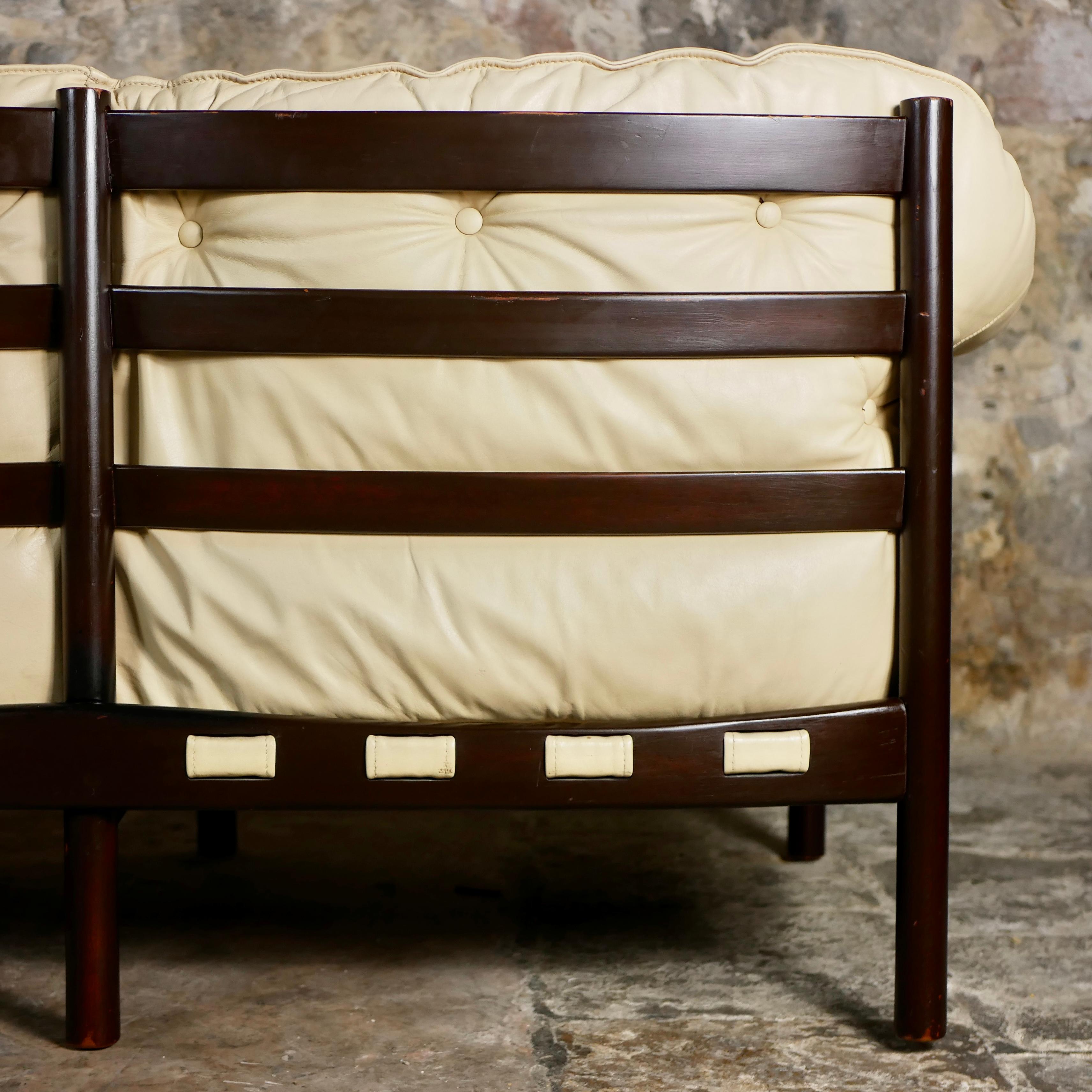 3-seats scandinavian leather sofa by Sven Ellekaer for Coja, 1970s 7
