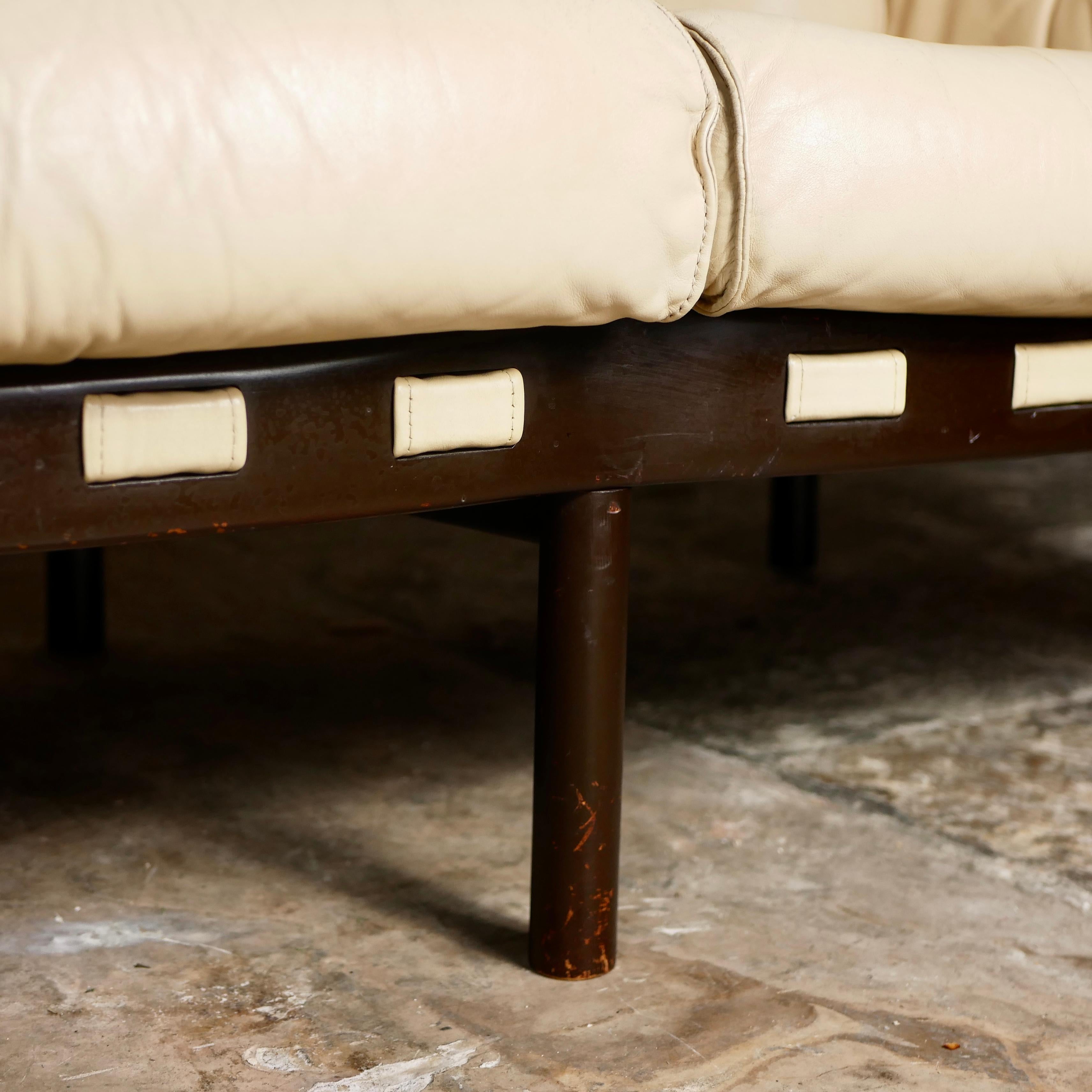 3-seats scandinavian leather sofa by Sven Ellekaer for Coja, 1970s 8