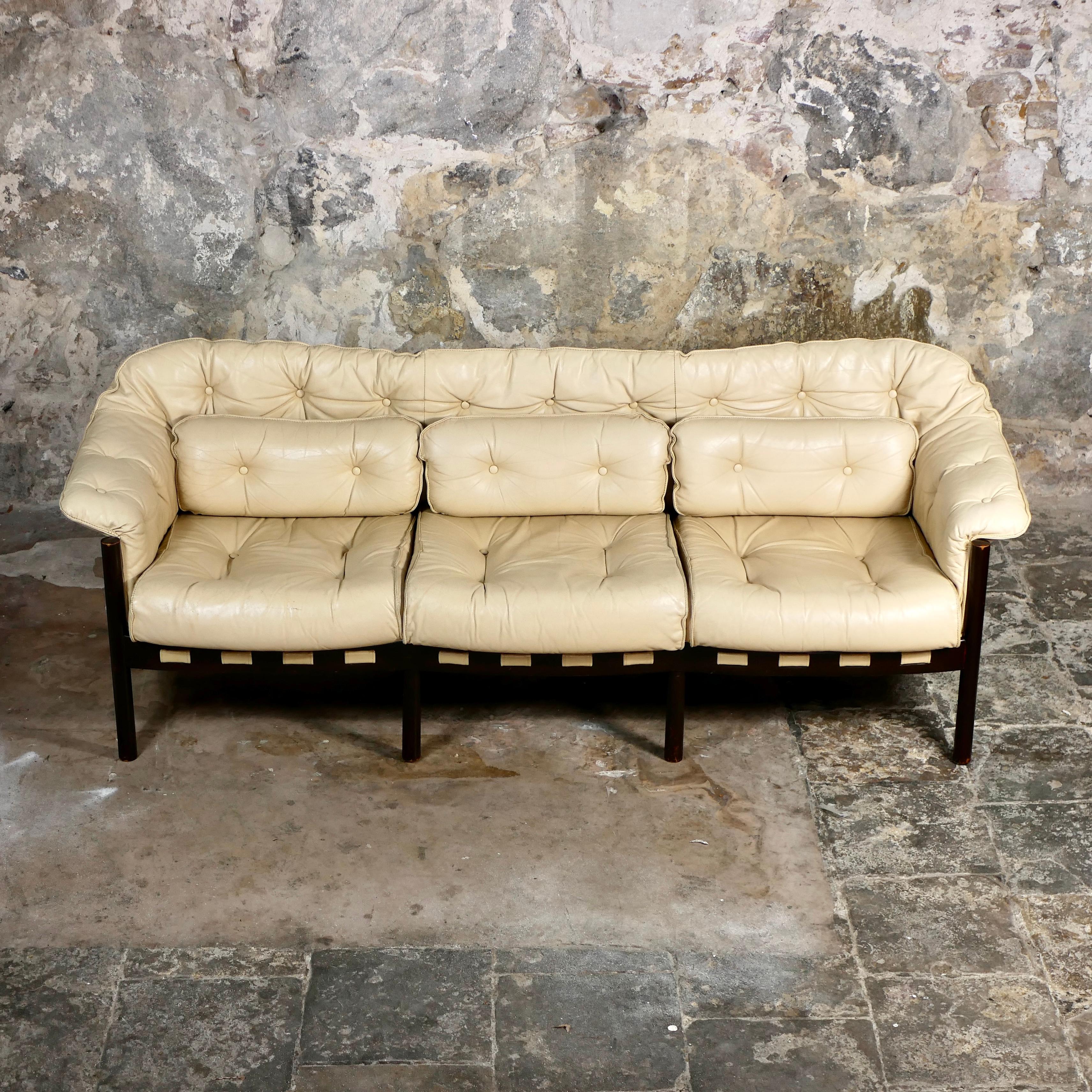 Dutch 3-seats scandinavian leather sofa by Sven Ellekaer for Coja, 1970s