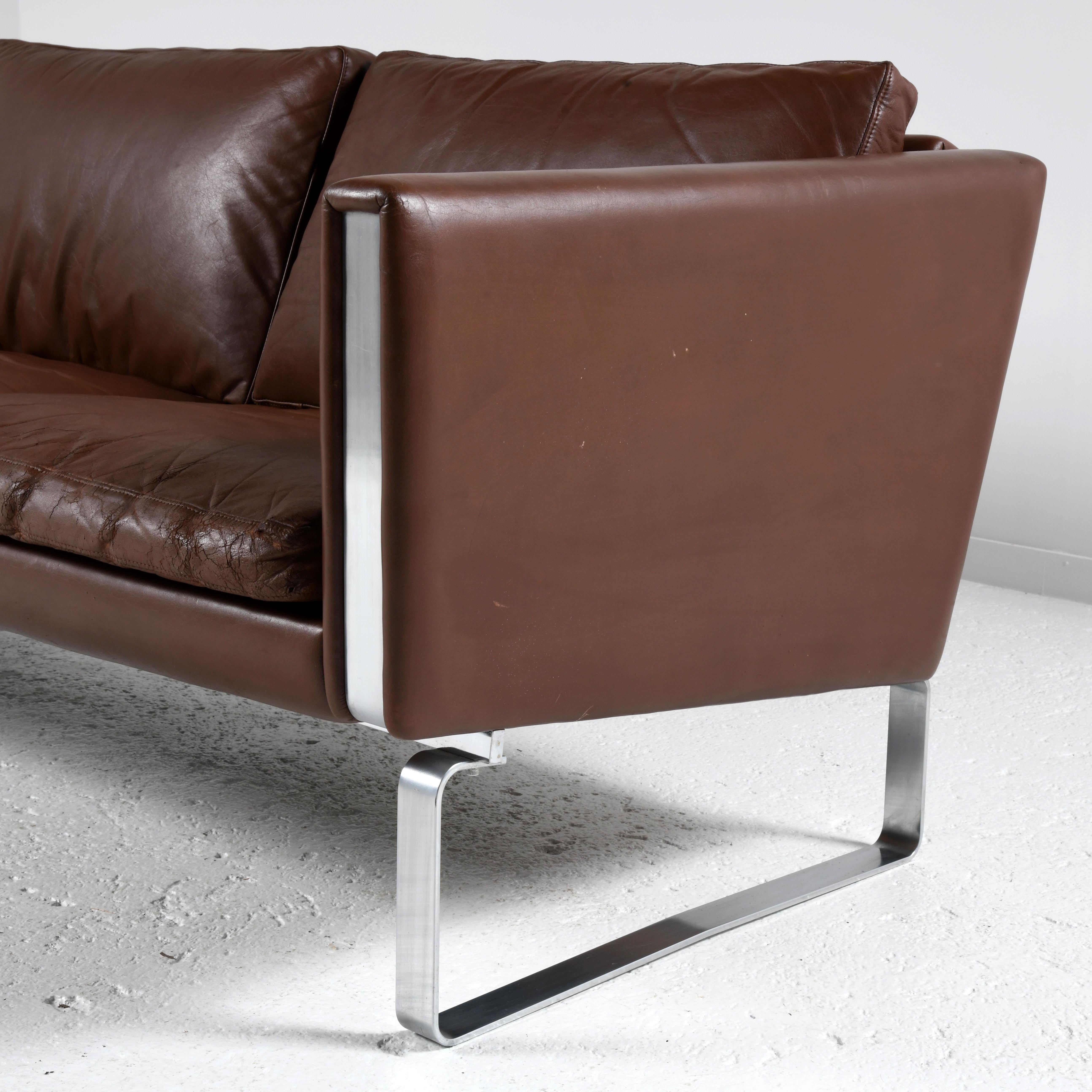 3 seats sofa brown leather JH 803 design by Hans Wegner for Johannes Hansen 70s 2