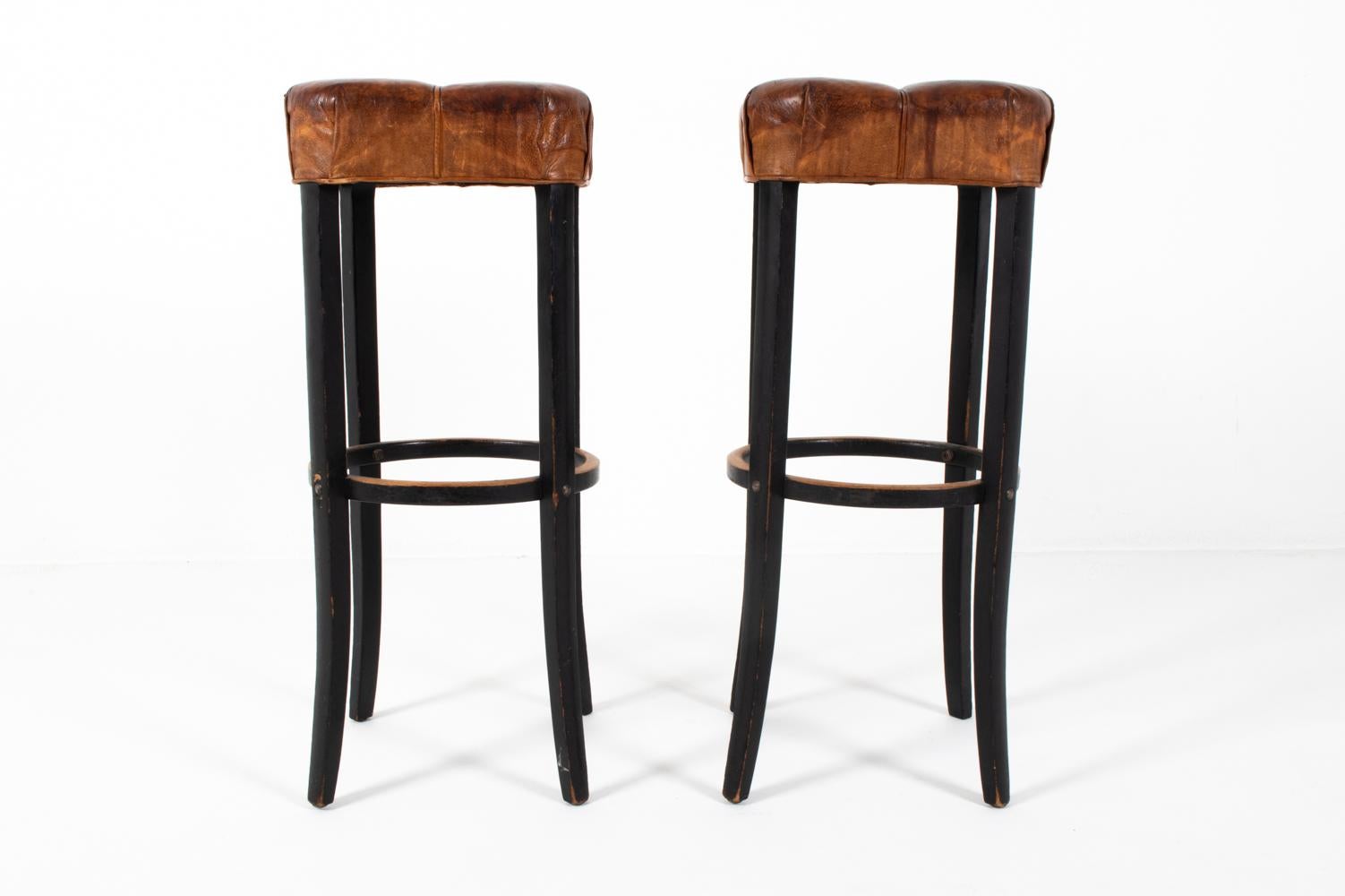 (3) Set of Beech and Leather Stools In The Style of Michael Thonet, C. 1930'S In Good Condition For Sale In Norwalk, CT