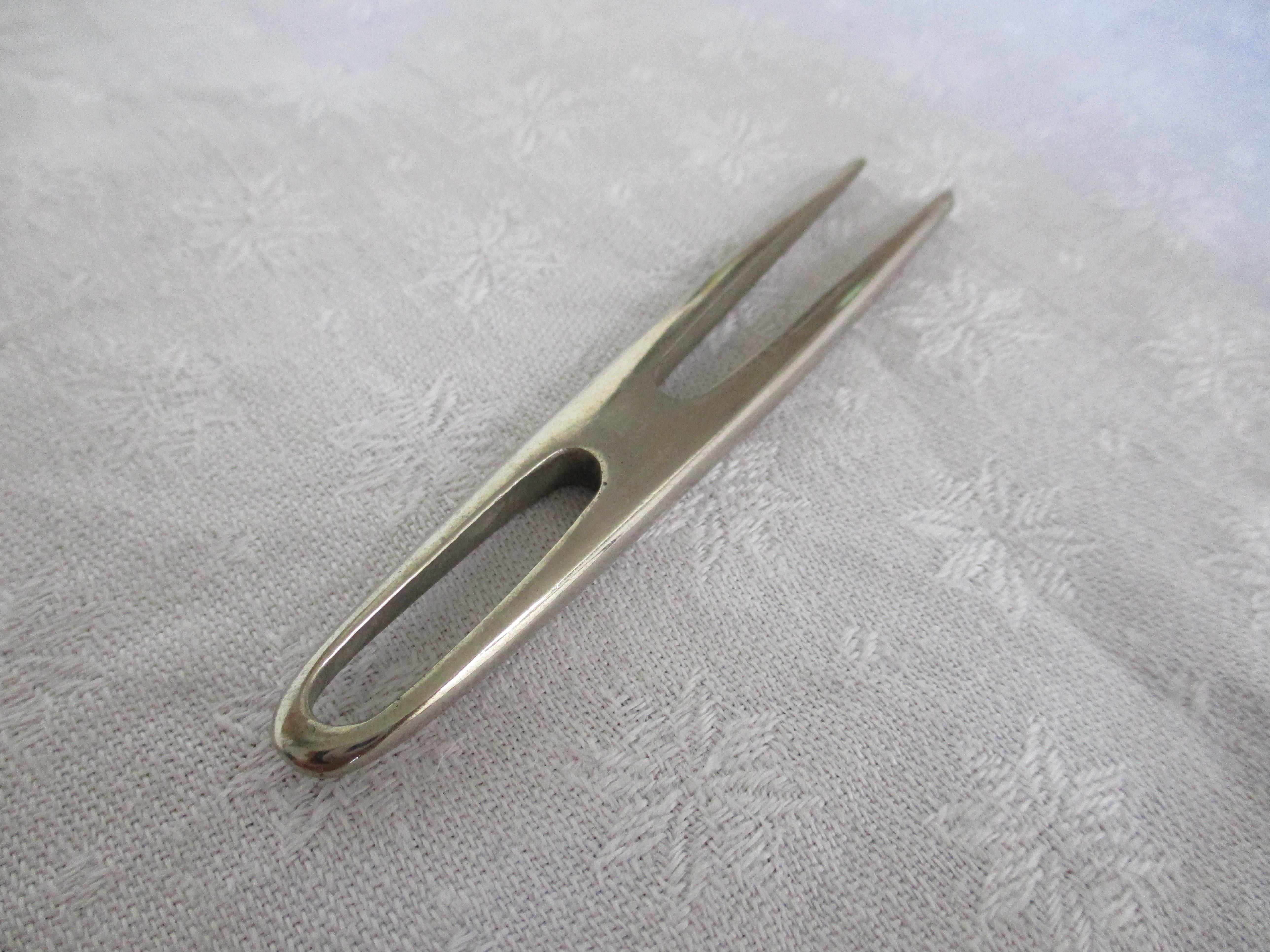 3 Sets '6 Pieces' von Aubocks Favorite Cobe Holder, Mitte des Jahrhunderts (Messing) im Angebot