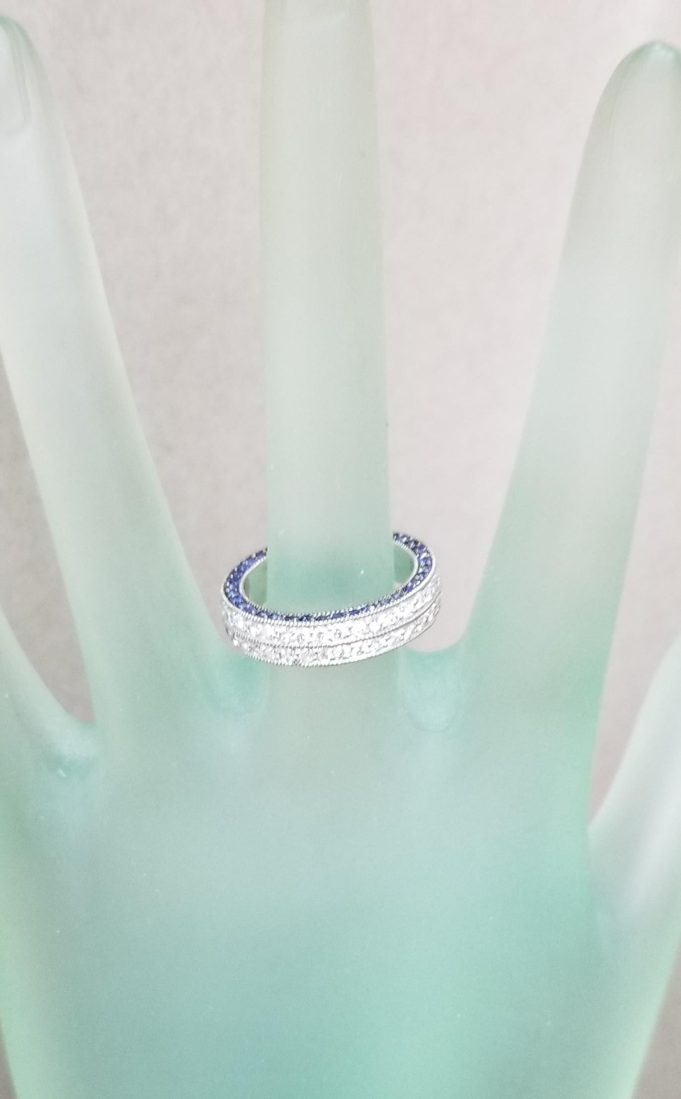 Eternity-Ring mit 3 Seiten und Diamanten und Saphiren in Pave im Angebot 1