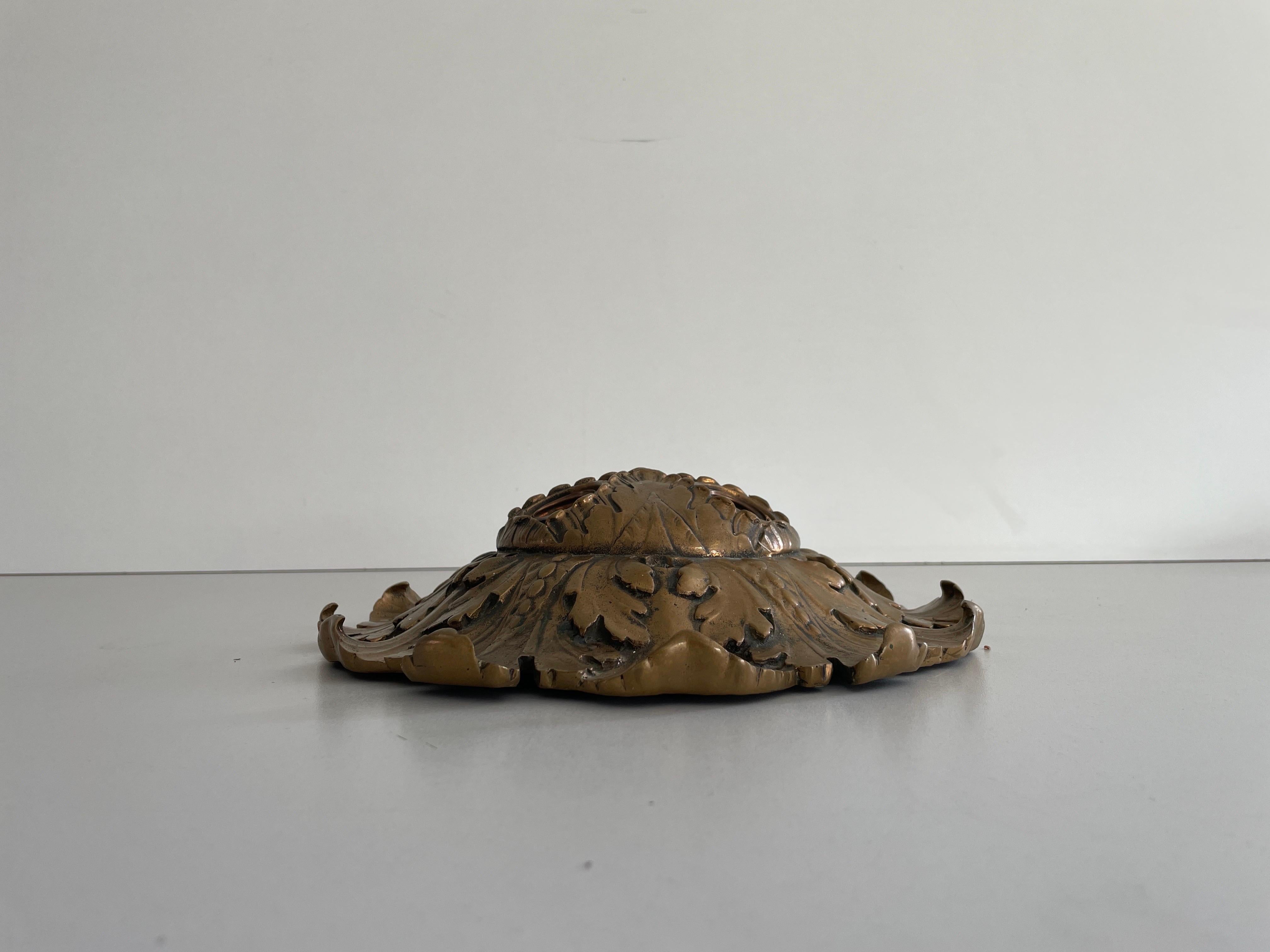 Ottone Lampada da soffitto o da parete a 3 prese in bronzo, anni '60, Germania in vendita