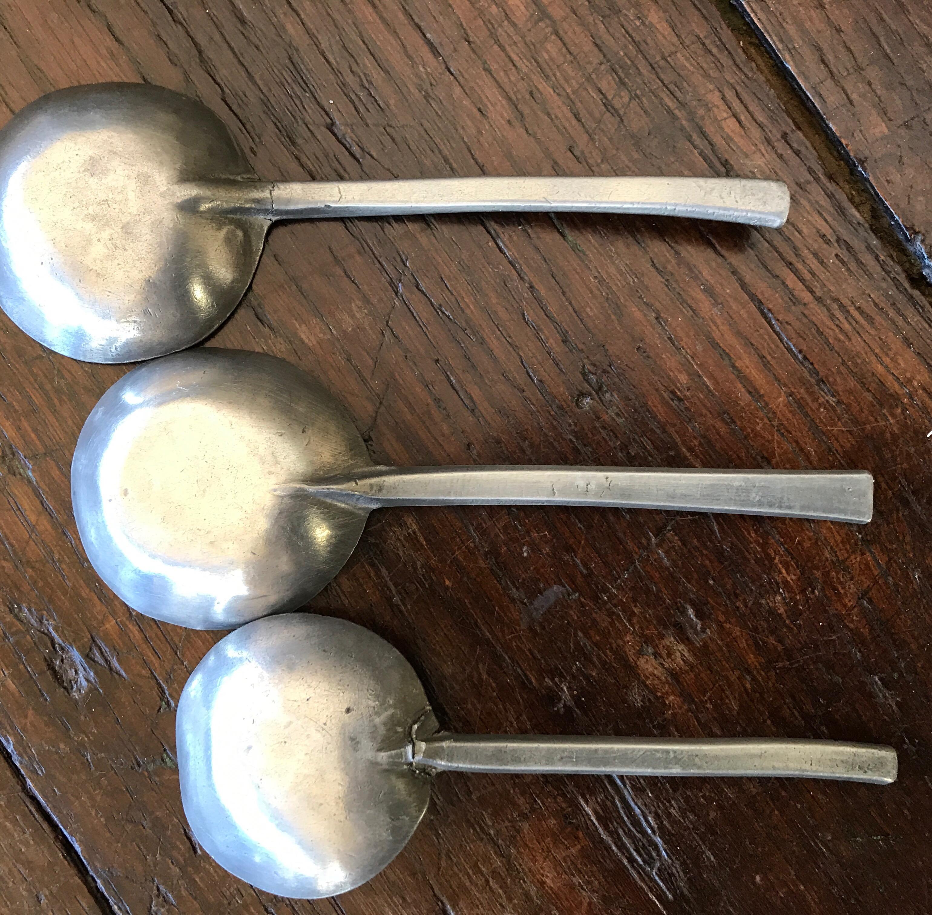 Hand-Crafted 3 Spoons Early 18th Century in Pewter Tin