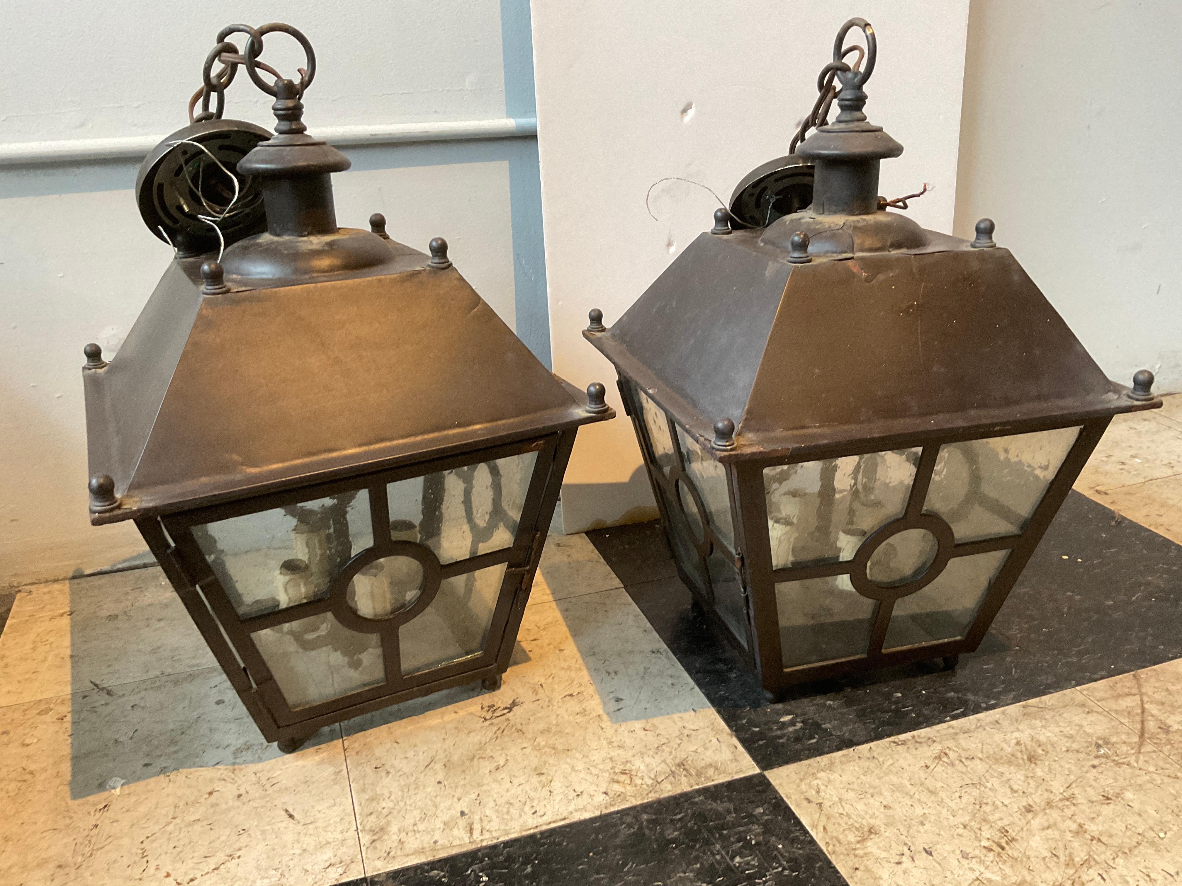 3 Steel Classical Lanterns With Antiqued Bubble Glass For Sale 5