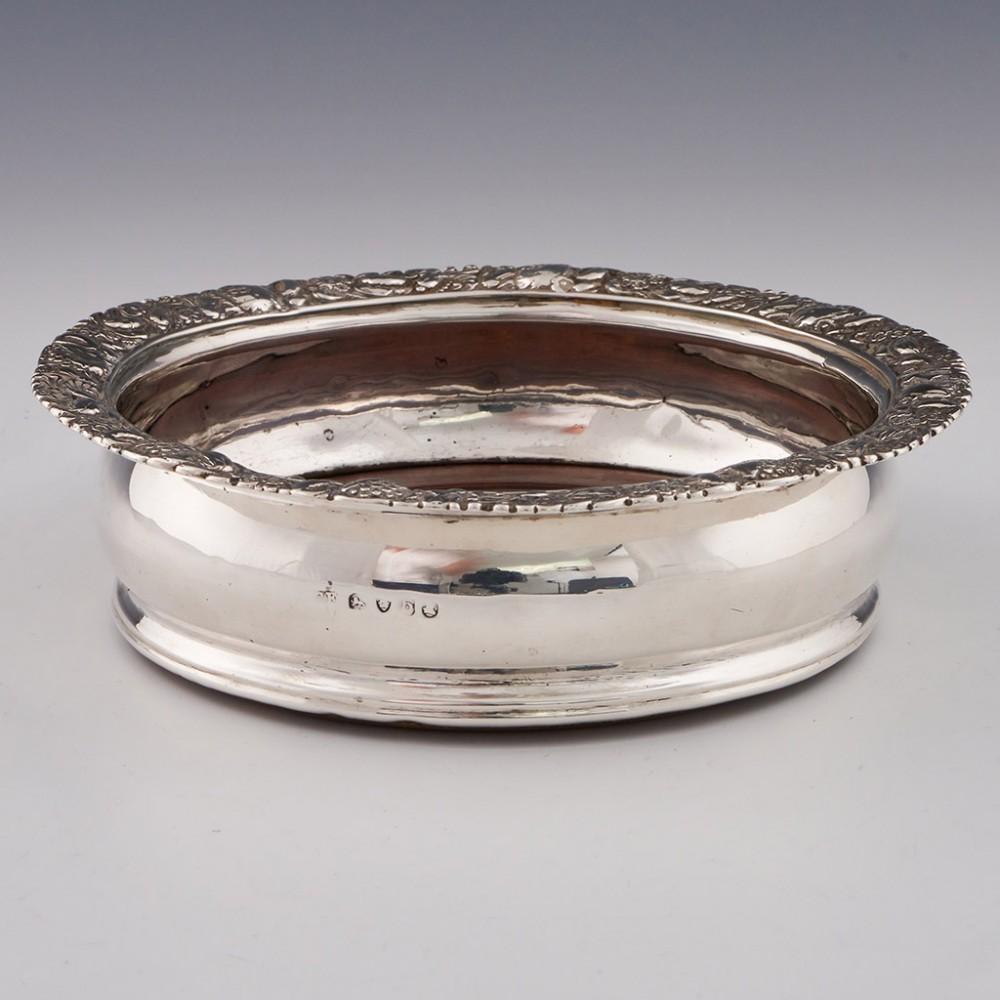 3 Sterling Silver Wine Bottle Coasters London, 1817 In Good Condition For Sale In Tunbridge Wells, GB
