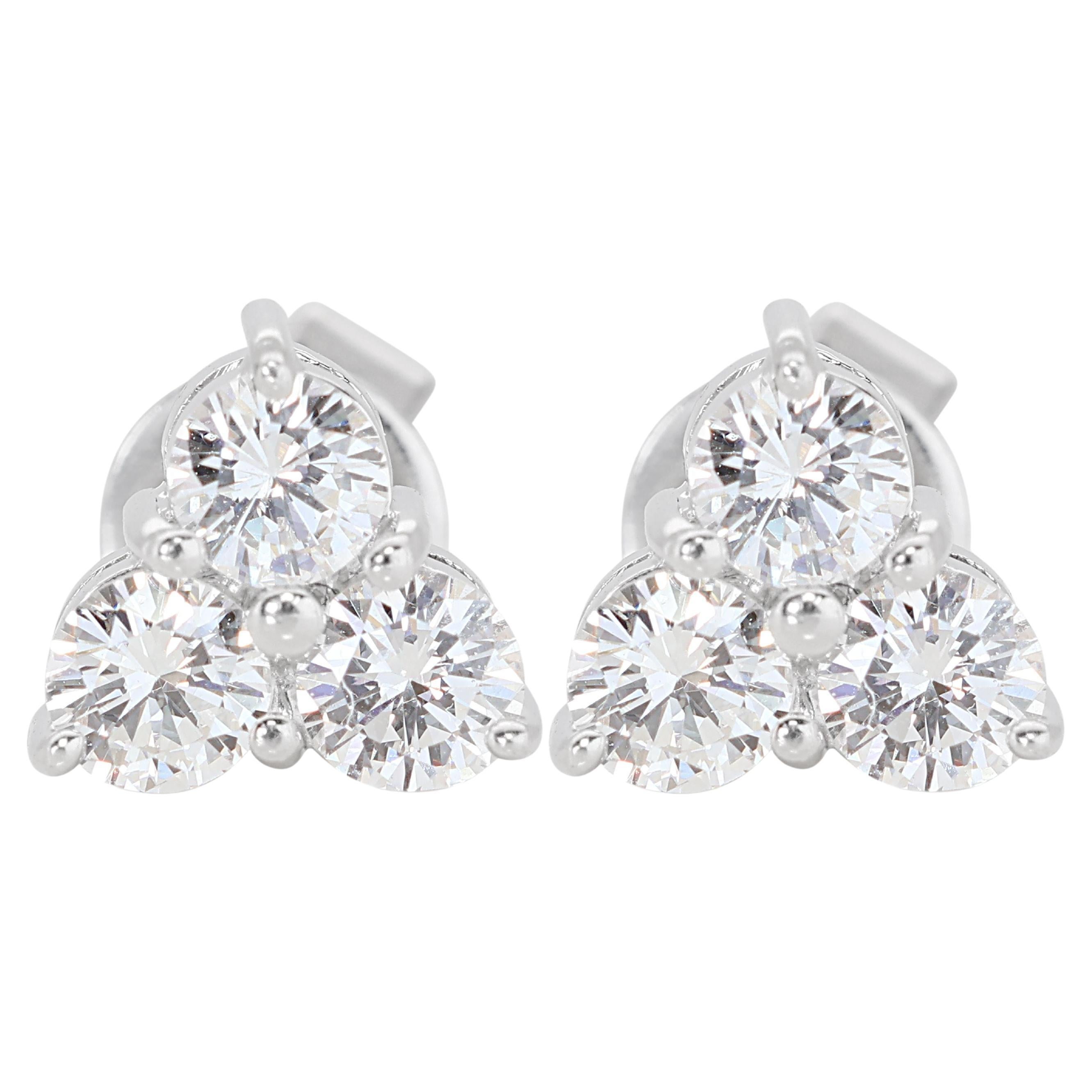 3-stone 0.90ct Diamond Earrings set in 18K White Gold For Sale