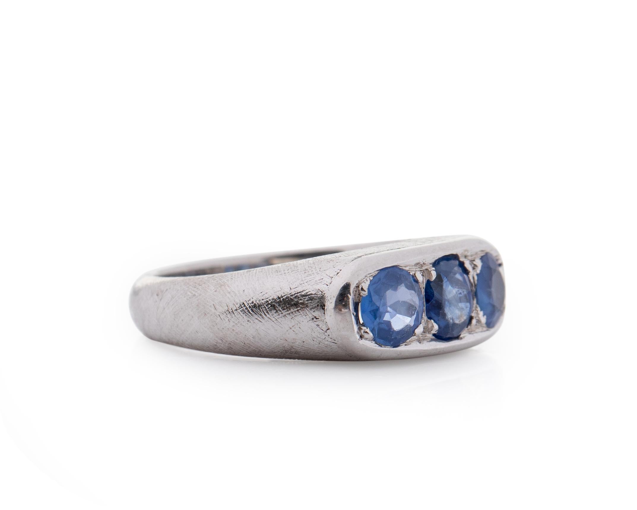 Round Cut 3 Stone 1.3 Carat Total Sapphire Ring, 14 Karat Gold For Sale