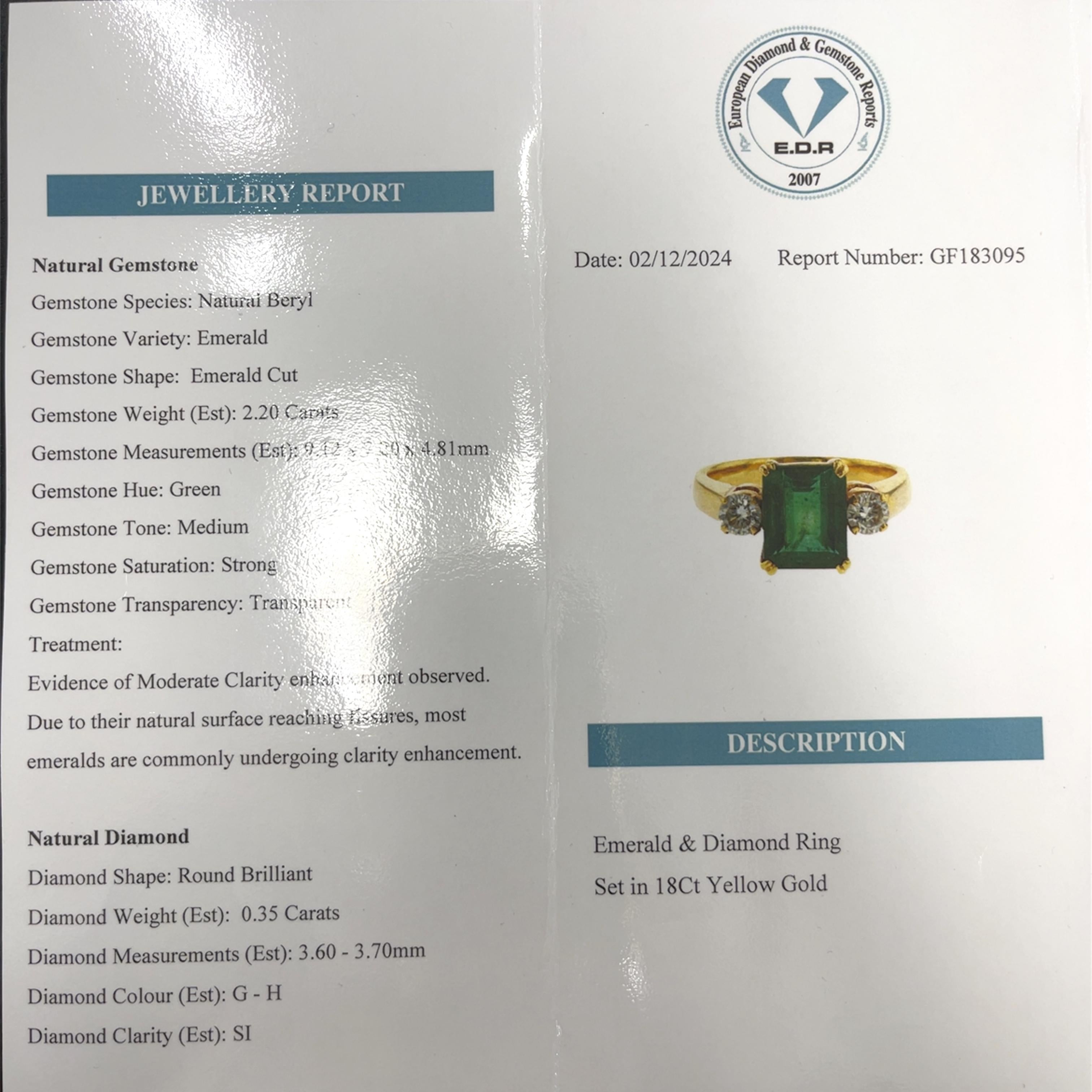 3 Stein 2,20 Karat Smaragd und Diamantring, gefasst in 18 Karat Gelbgold 3