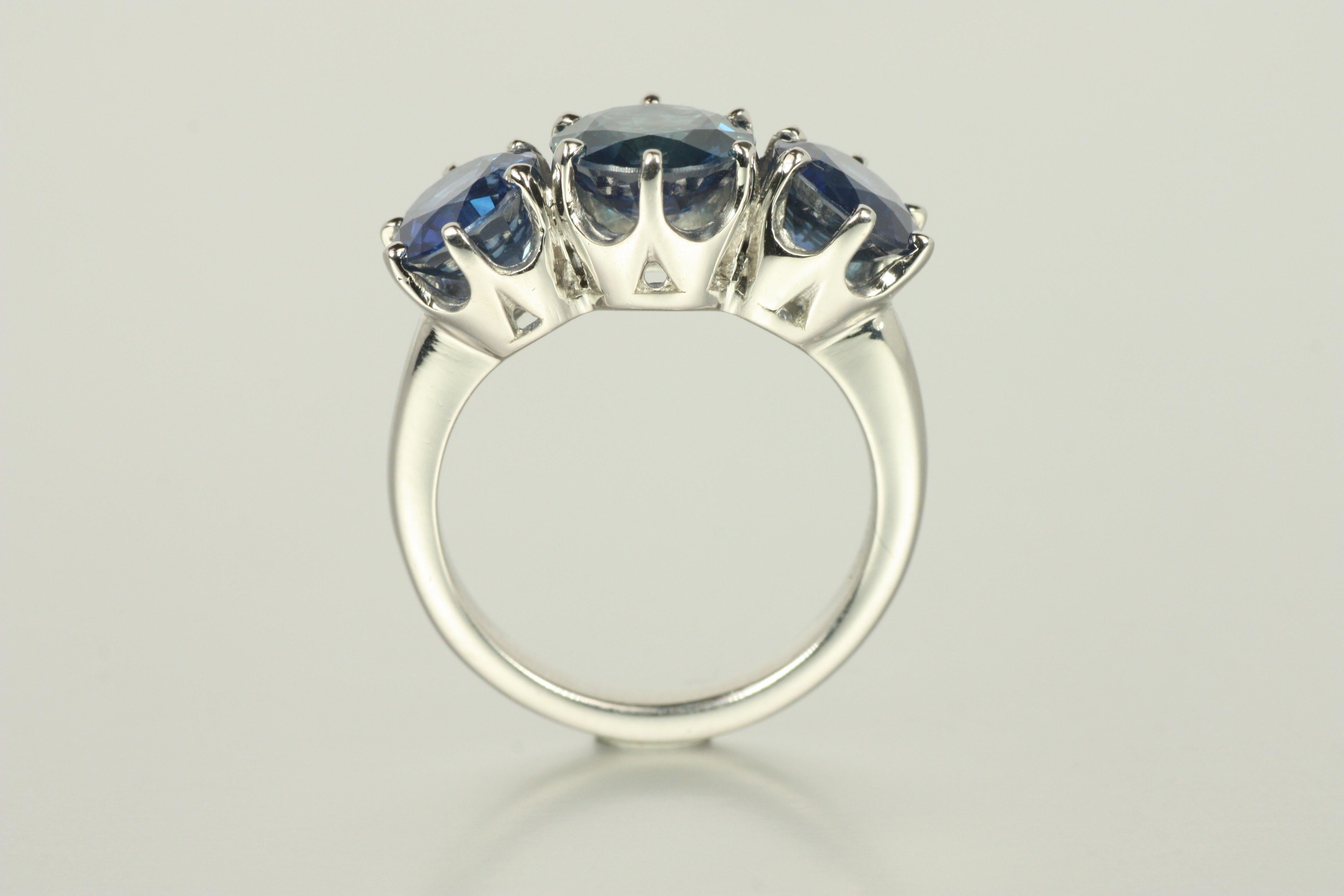 3-Stone Blue Sapphire Ring – 4.51cttw in Platinum Pronged Setting For Sale 1