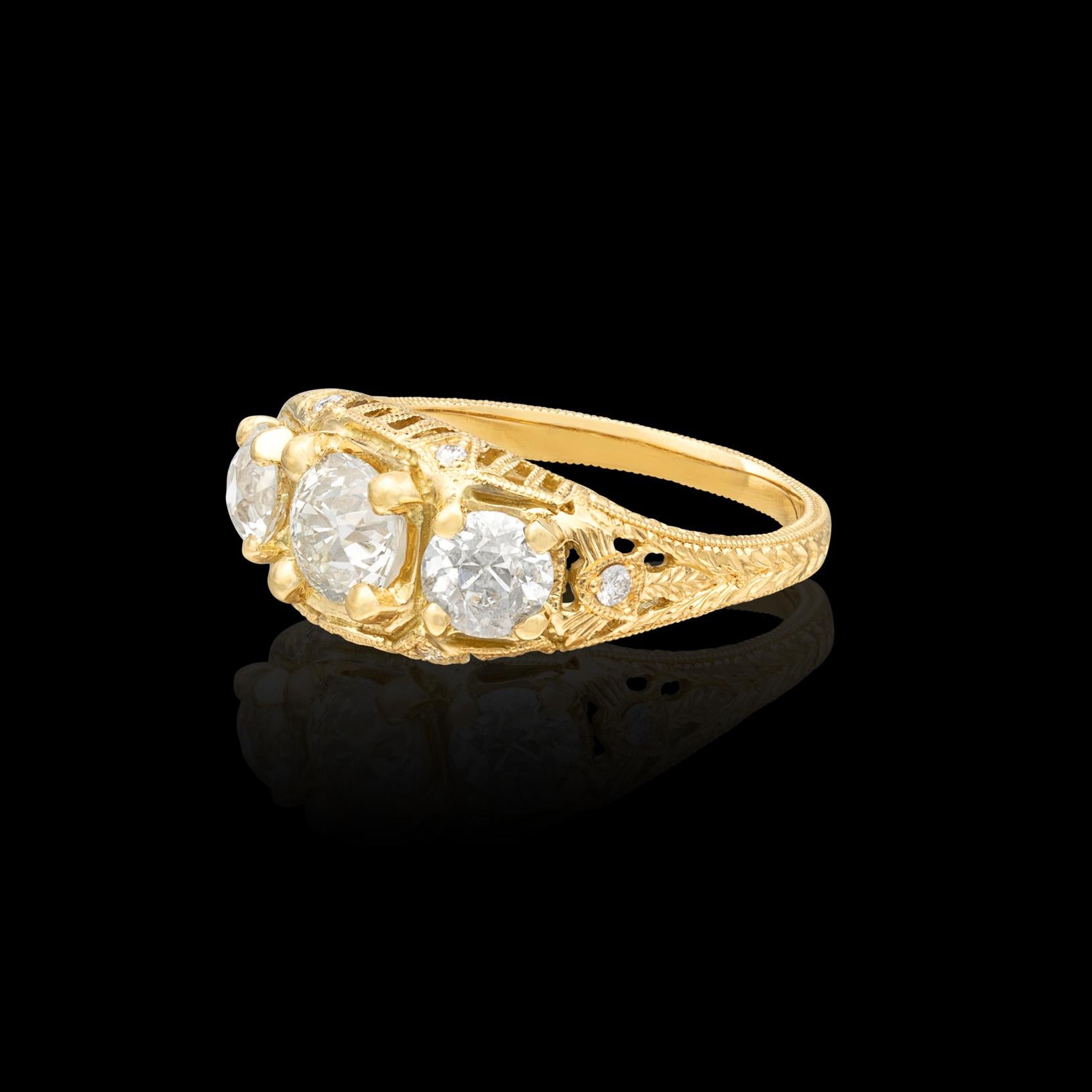 Old European Cut 3-Stone Diamond & 18k Gold Ring For Sale