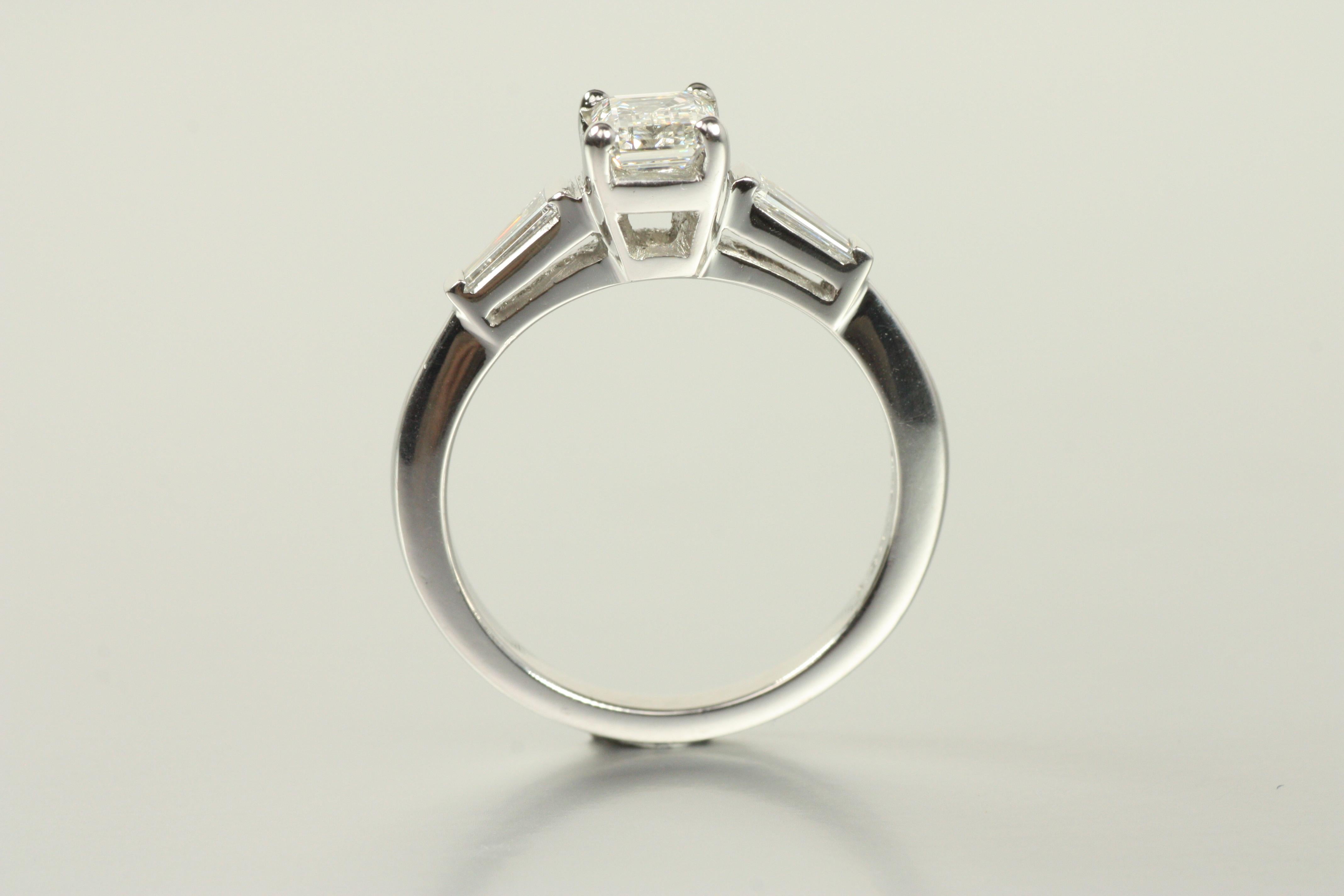 3-Stone Diamond Engagement Ring – 0.84ct Emerald Cut & Baguettes Platinum For Sale 2