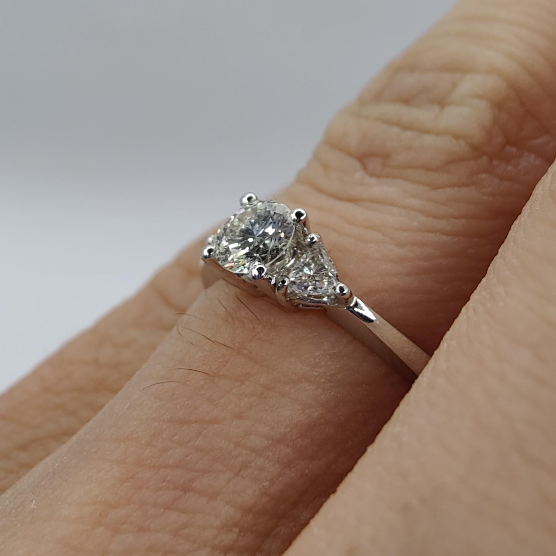 3-Stone Diamond Engagement Ring in 18K White Gold For Sale 10