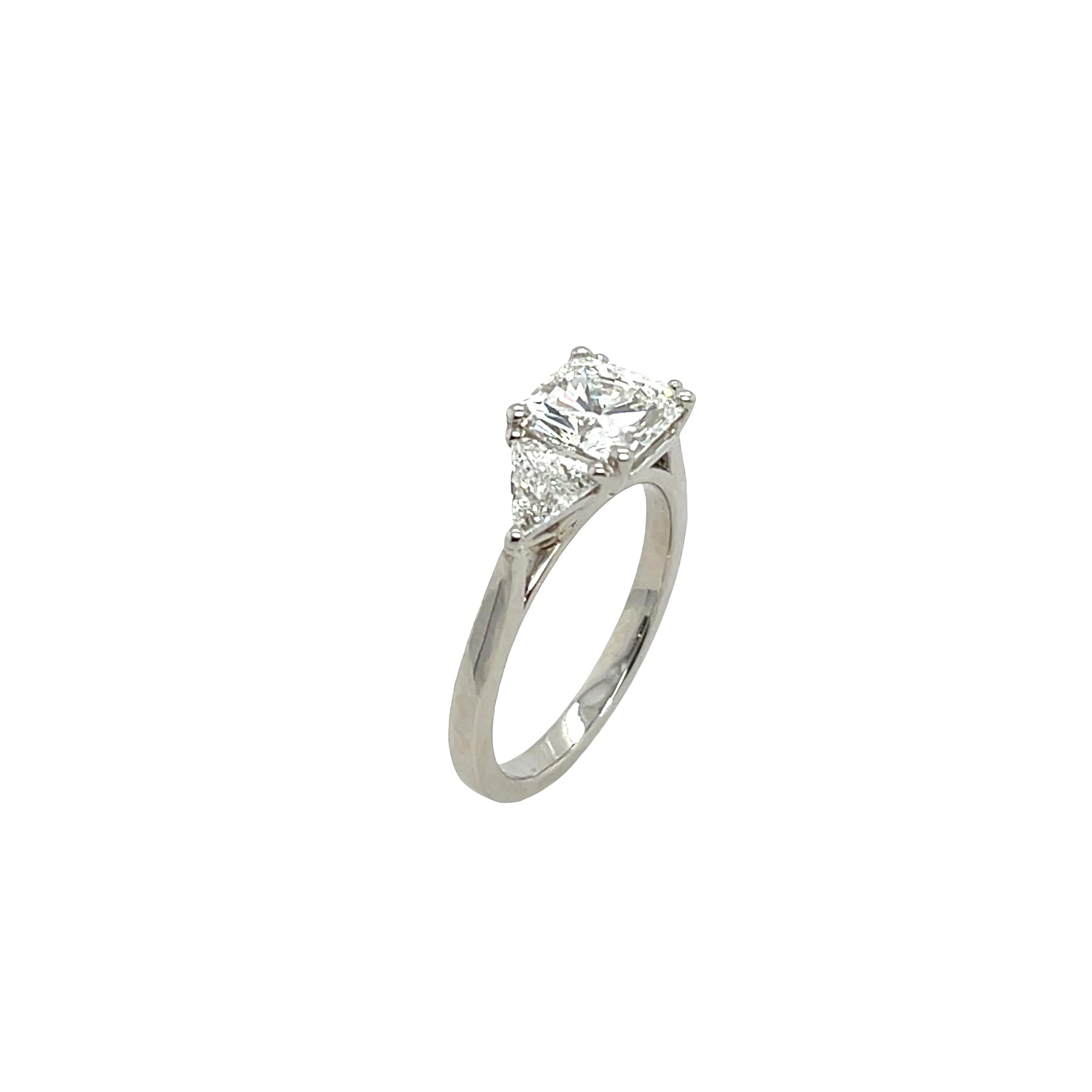 Women's 3 Stone Diamond Engagement Ring Set With 1.71ct Princess Cut Diamond For Sale