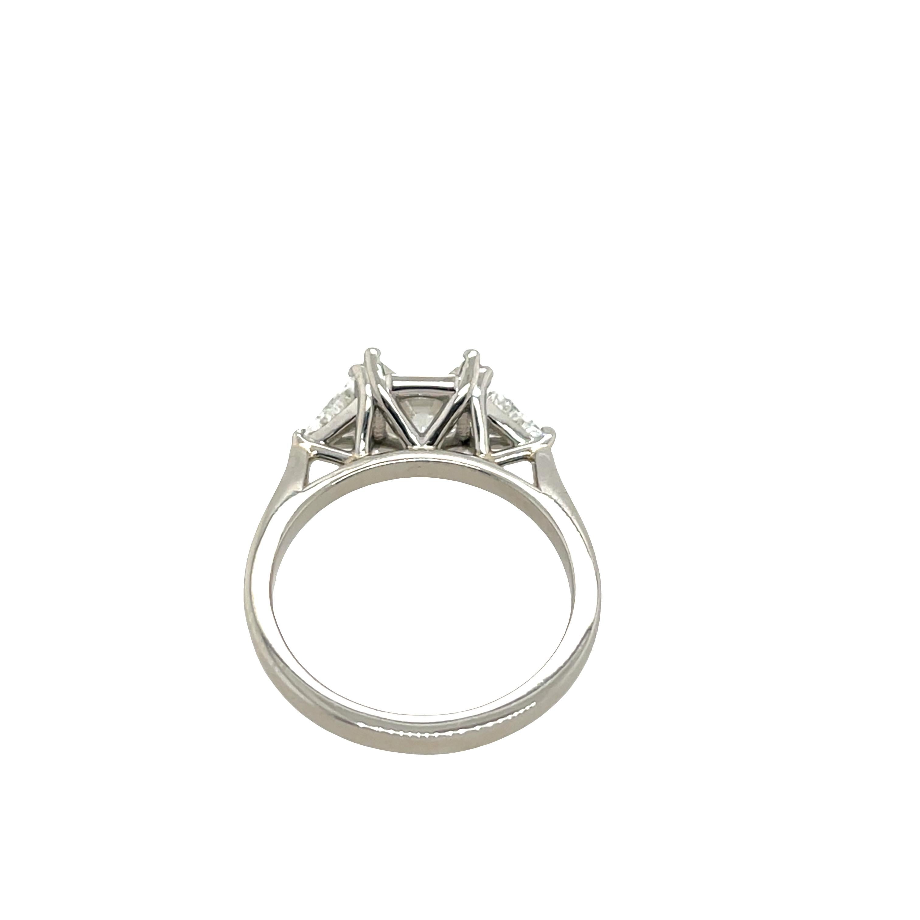 3 Stone Diamond Engagement Ring Set With 1.71ct Princess Cut Diamond For Sale 2