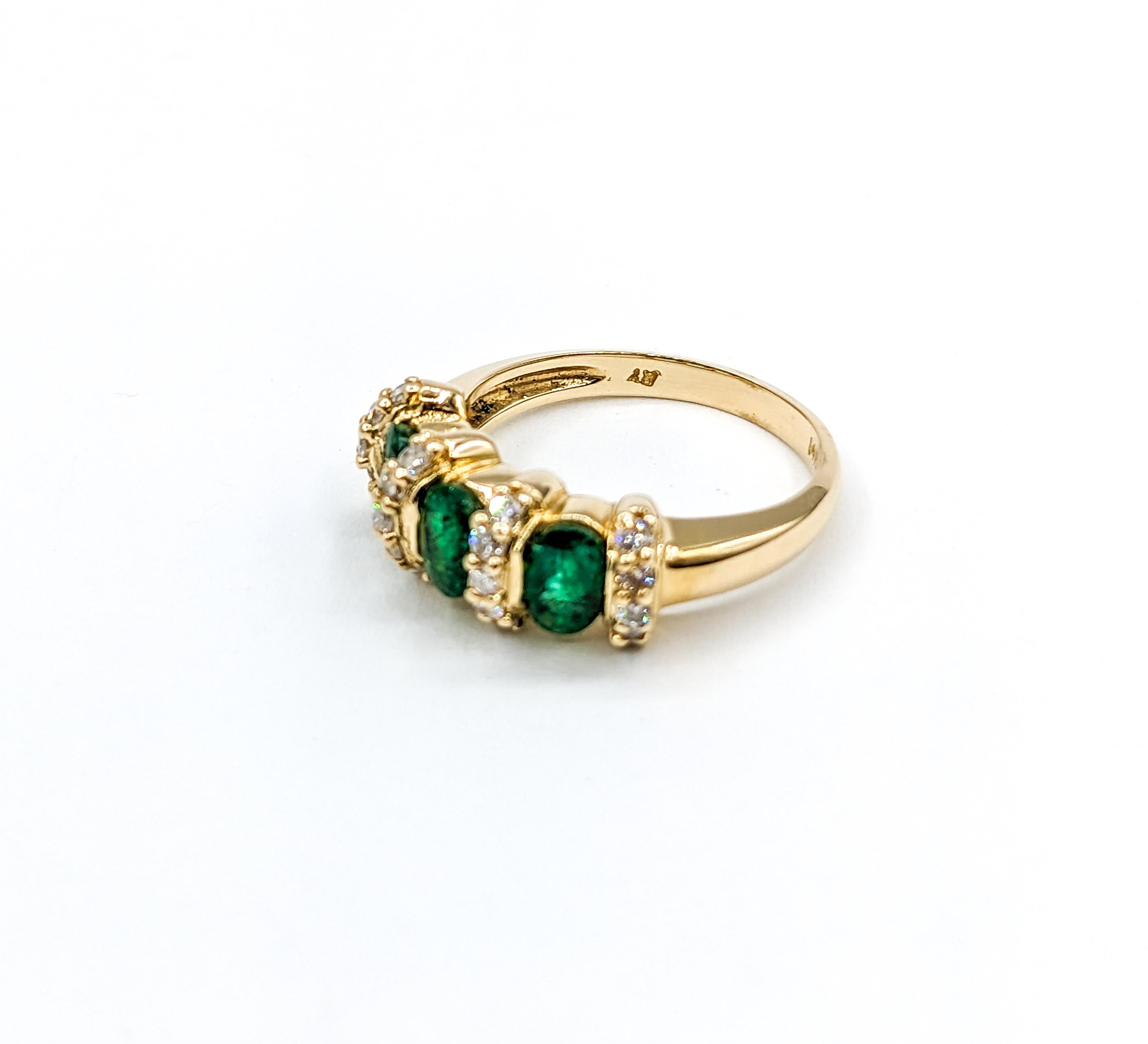 3-Stone Emerald & Diamond Ring in Yellow Gold For Sale 3