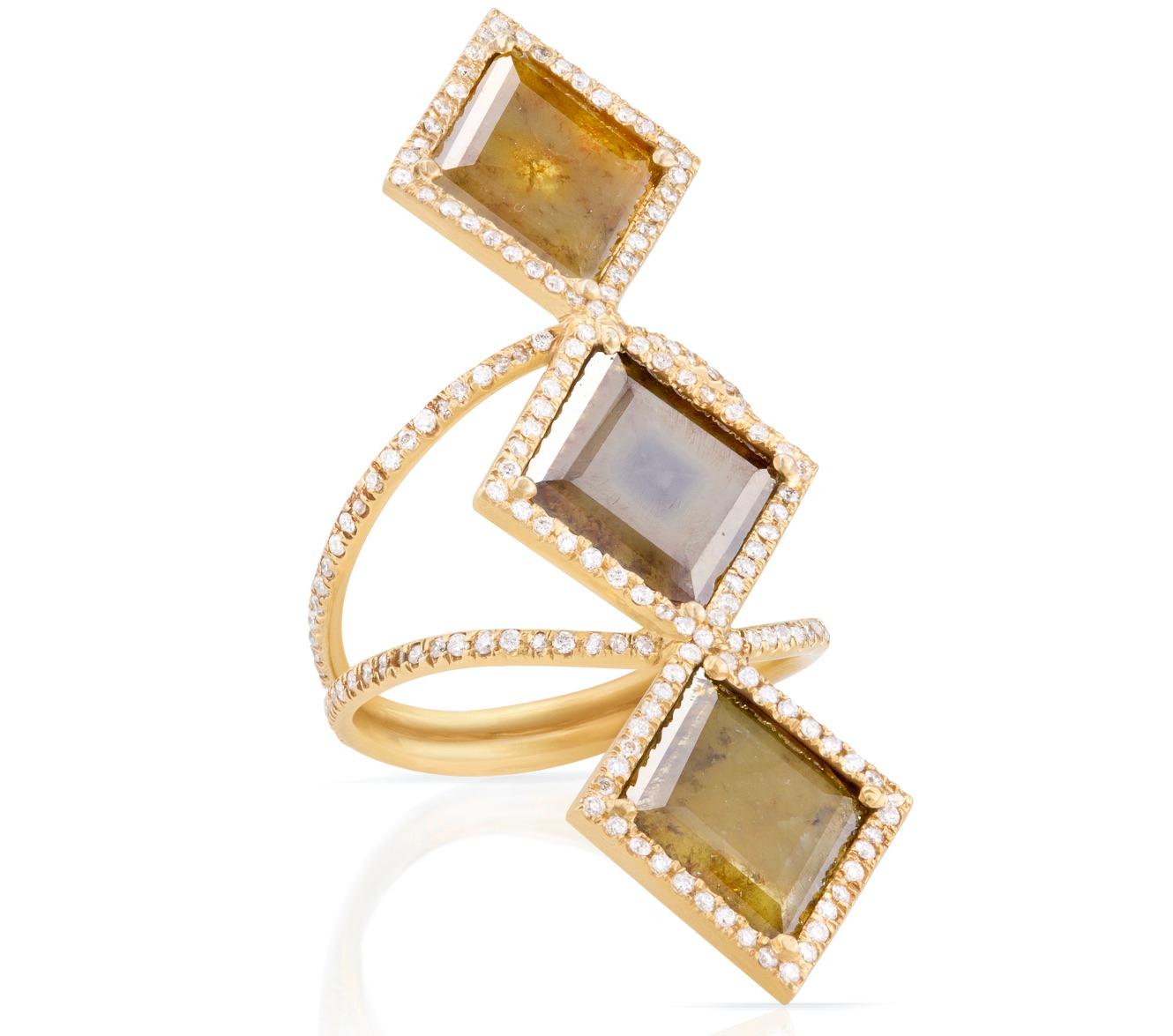 3 Stein Portraitschliff Olive Diamant-Schliff mit Halo in 18k Gelbgold Ring für Damen oder Herren im Angebot