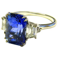 Goshwara Sapphire Radiant Cut And Diamond Ring