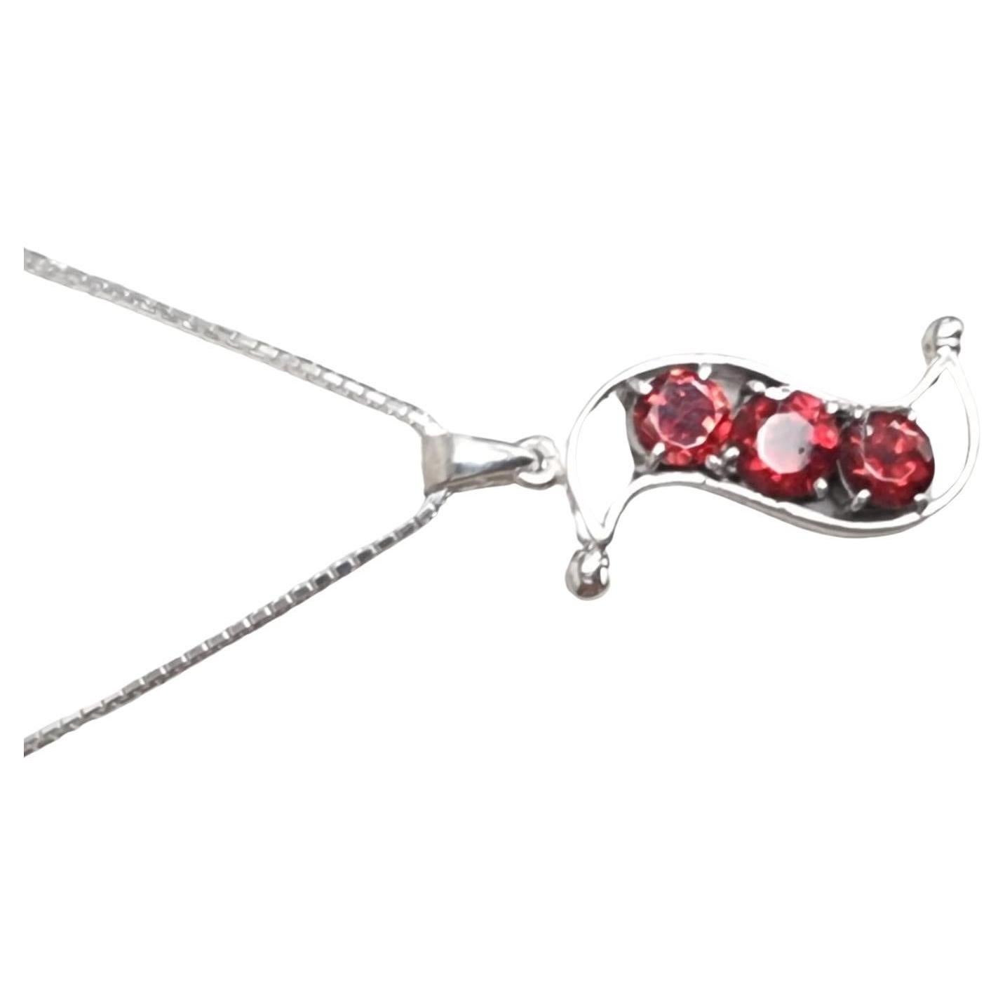 Artisan 3 Stone Red Garnet Pod Pendant Necklace For Sale