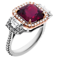 3 Stone Ring with Cushion Cut 4.55ct Red Garnet