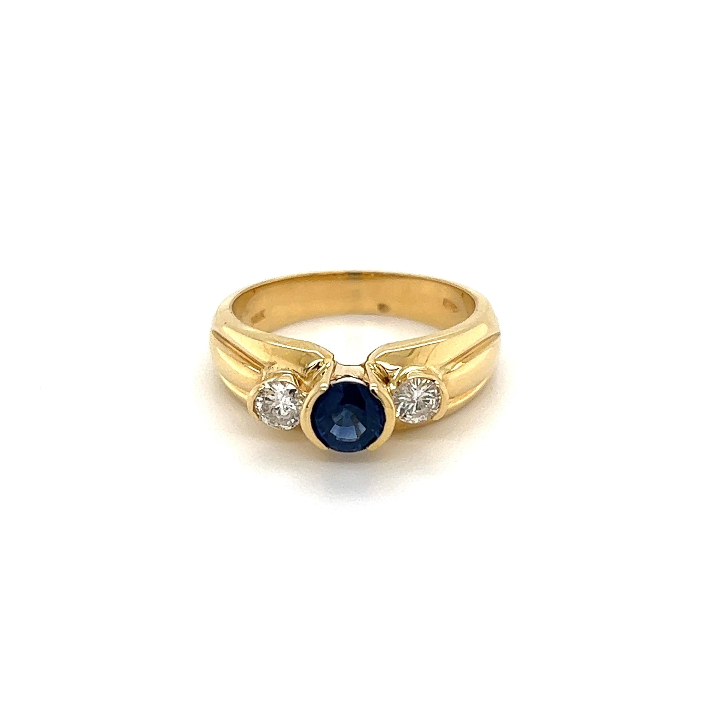 3-Stone Sapphire and Diamond Gold Art Deco Revive Band Ring Fine Estate Jewelry en vente 1