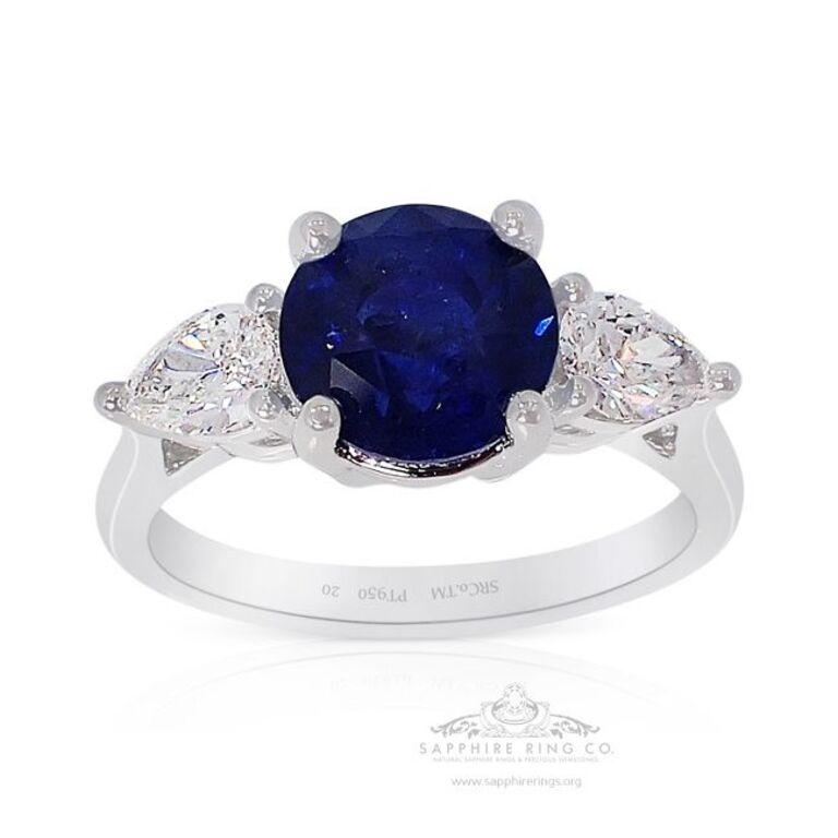 Round Cut 3 Stone Sapphire Ring, 3.05ct Natural Ceylon Sapphire PT 950 GIA Certified x 3 For Sale