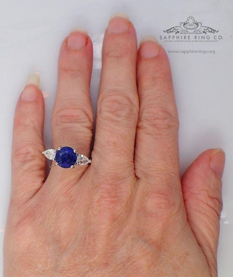 3 Stone Sapphire Ring, 3.05ct Natural Ceylon Sapphire PT 950 GIA Certified x 3 For Sale 2