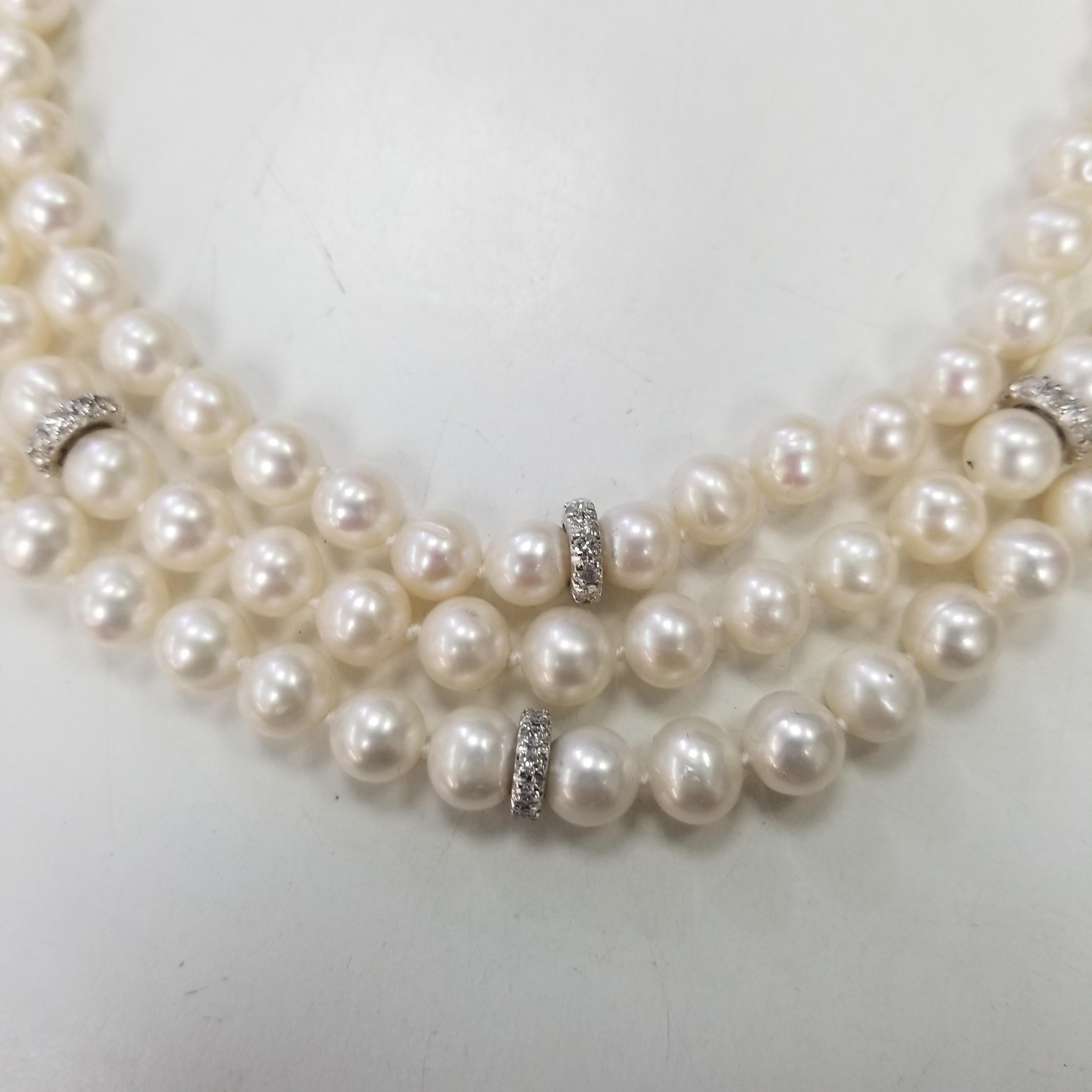 3 strand pearl necklace