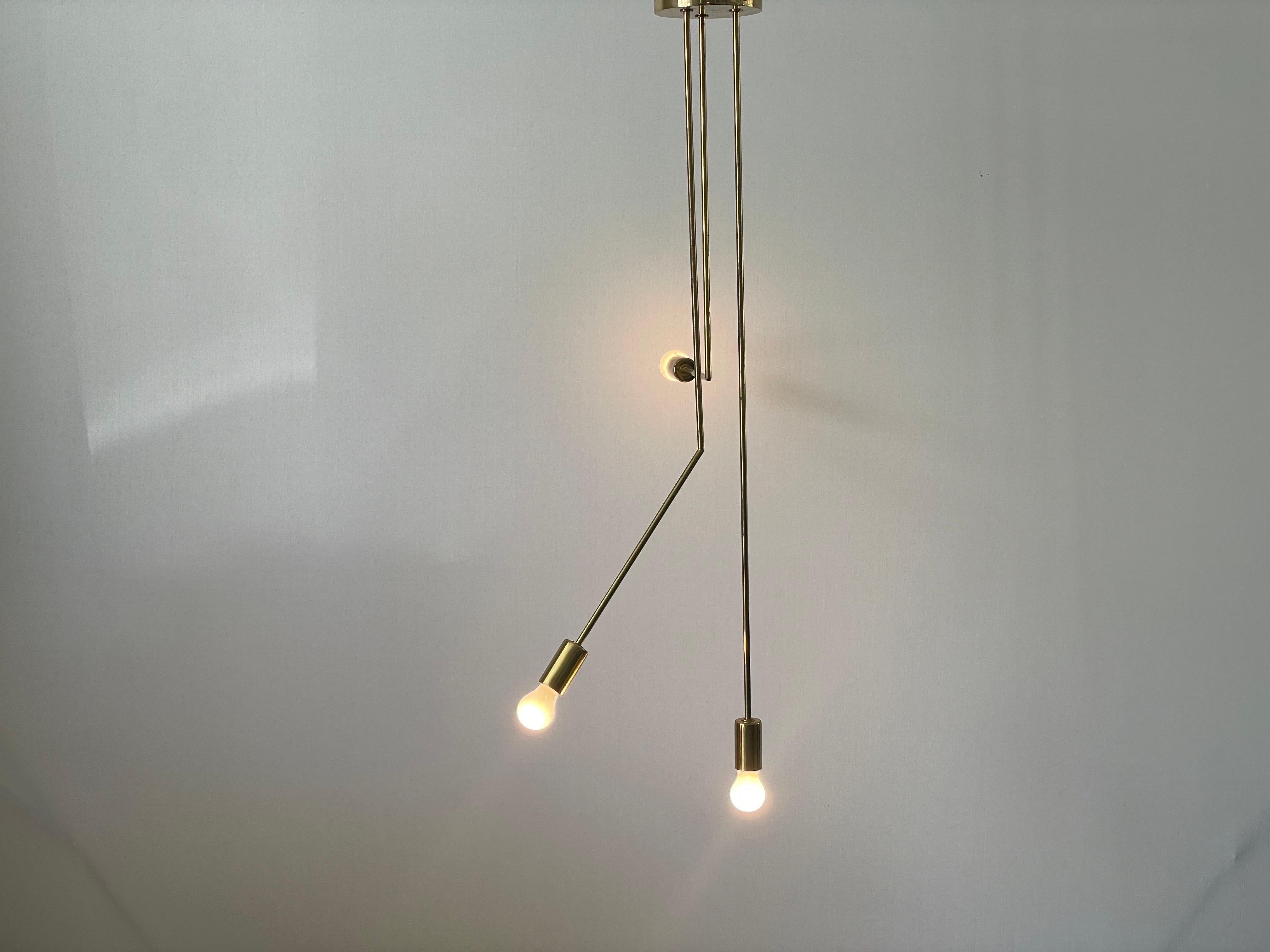Lámpara de techo empotrada Sputnik de latón de diseño italiano armada de 3 alturas, años 70, Italia en venta 8