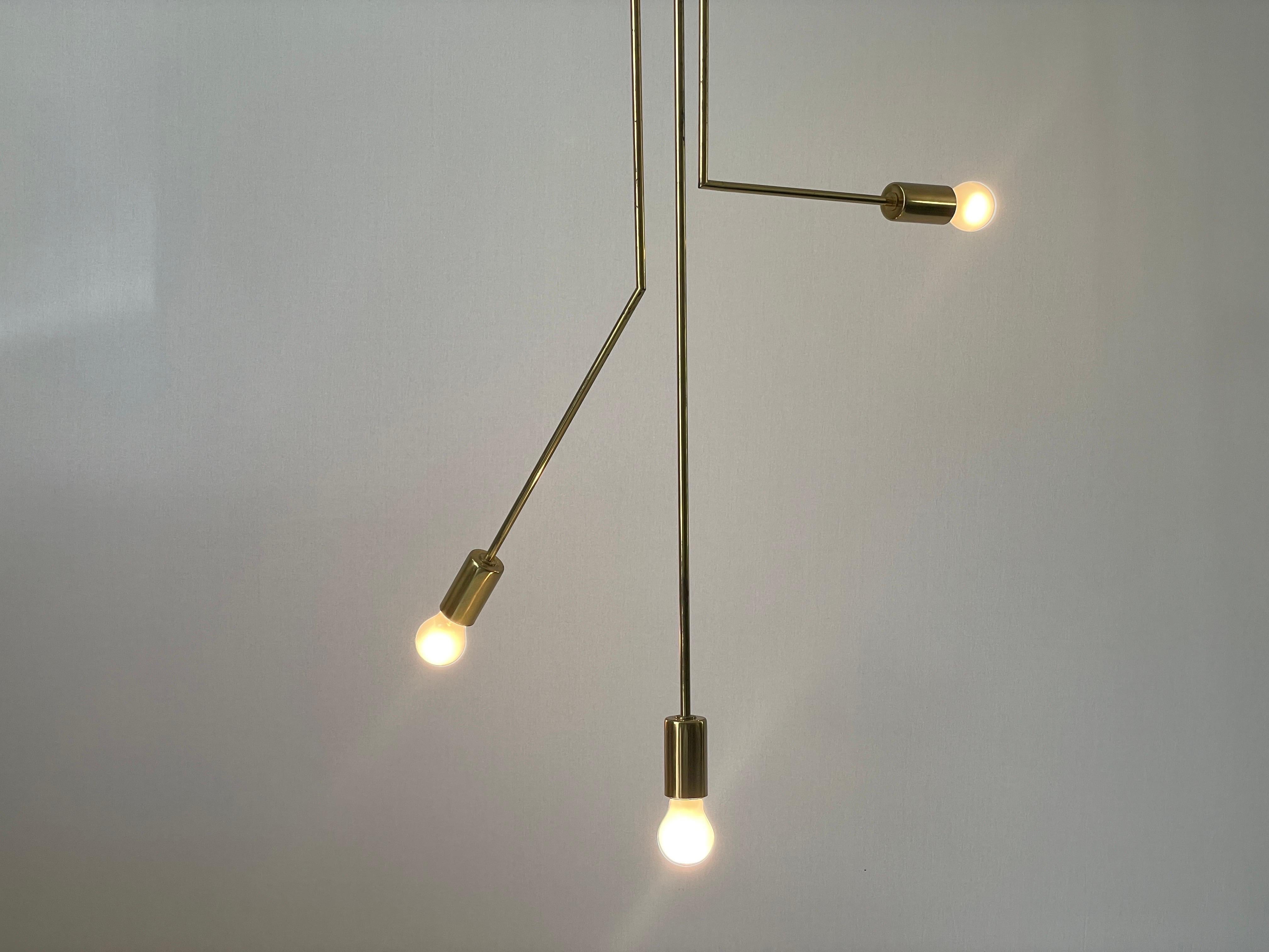 Lámpara de techo empotrada Sputnik de latón de diseño italiano armada de 3 alturas, años 70, Italia en venta 23