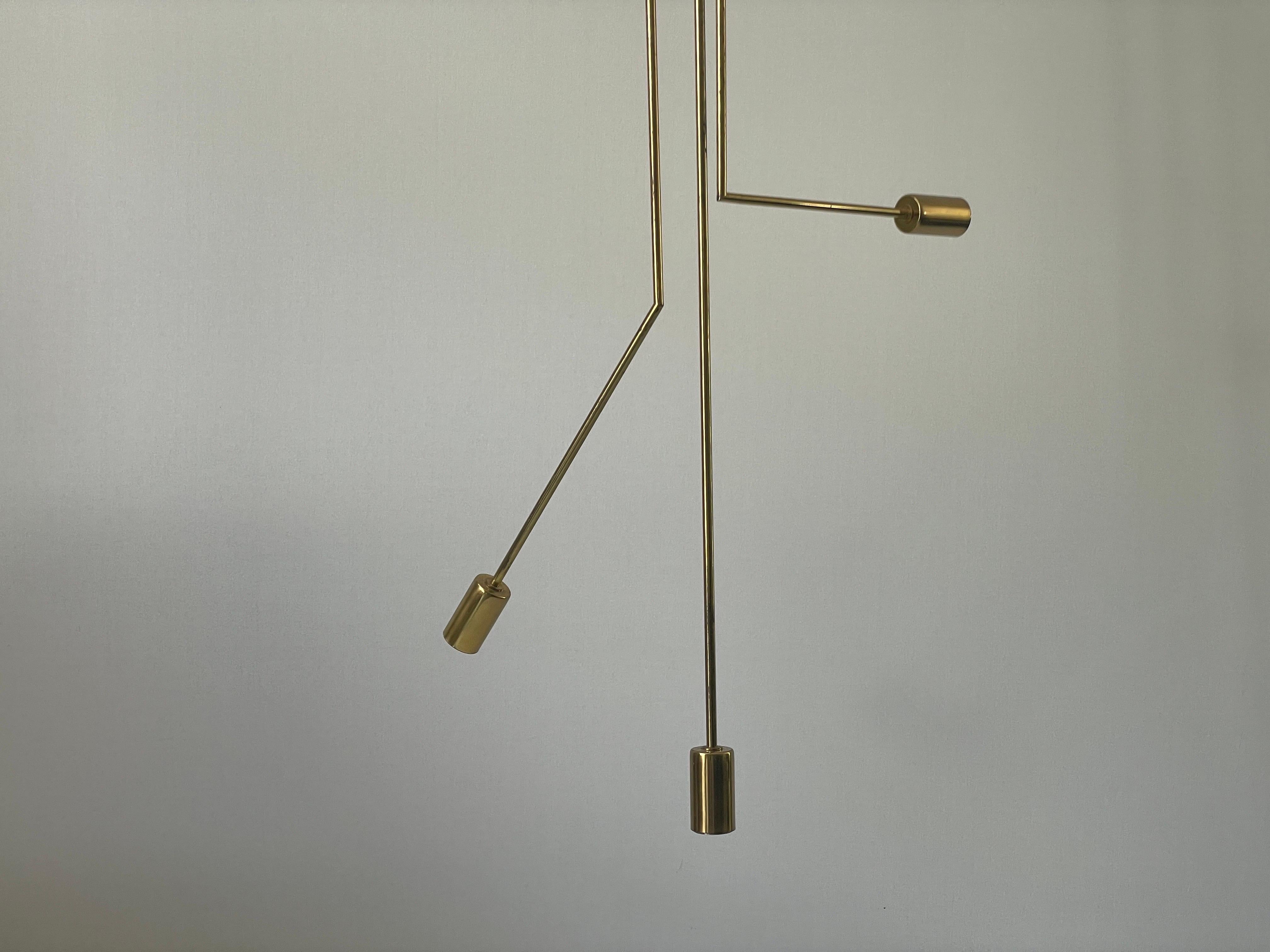 Lámpara de techo empotrada Sputnik de latón de diseño italiano armada de 3 alturas, años 70, Italia Italiano en venta