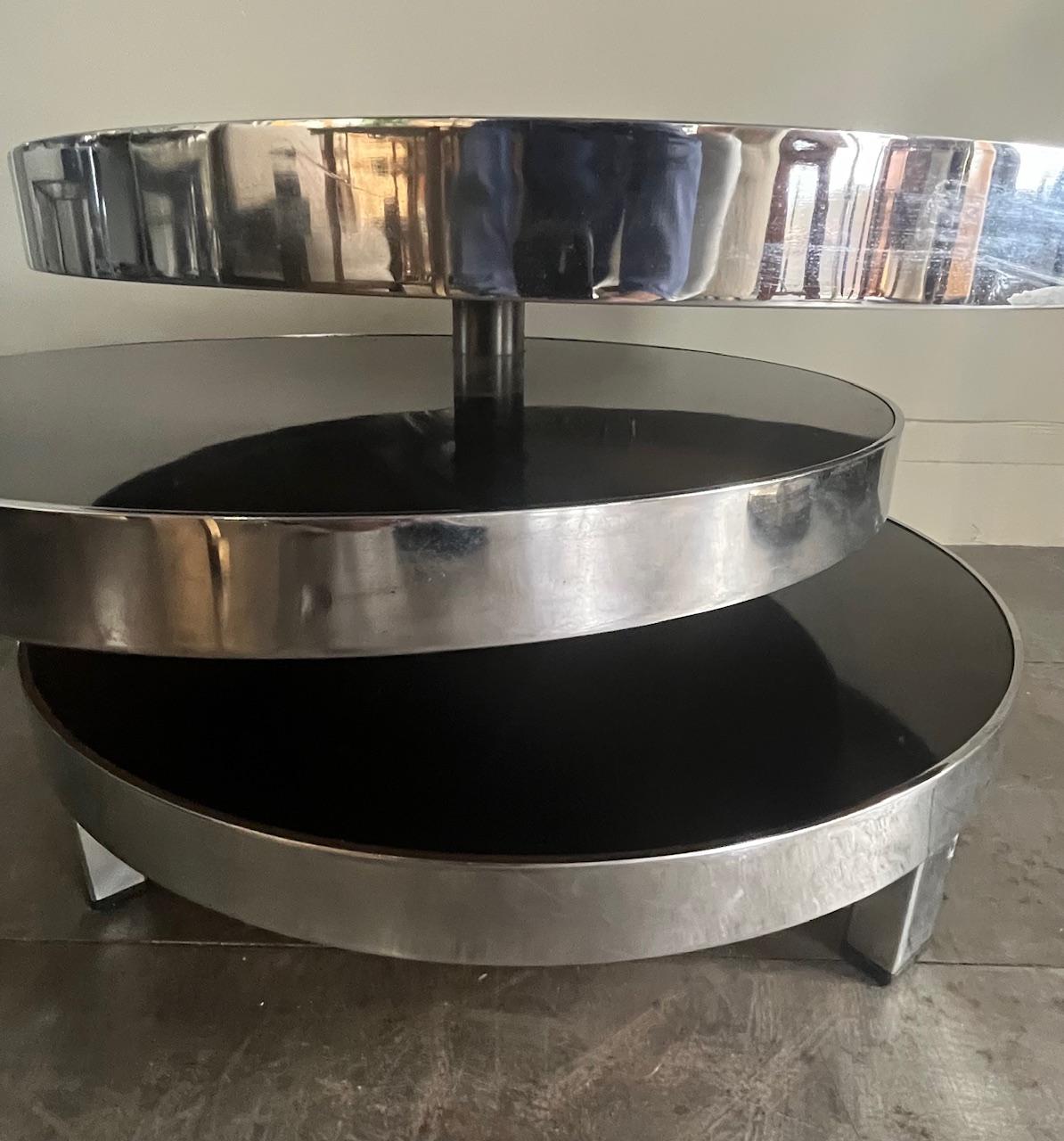 Mesa de centro o auxiliar de 3 niveles, diseño Marie Pergay, editado por Maison Mercier. 1968 mediados del siglo XX