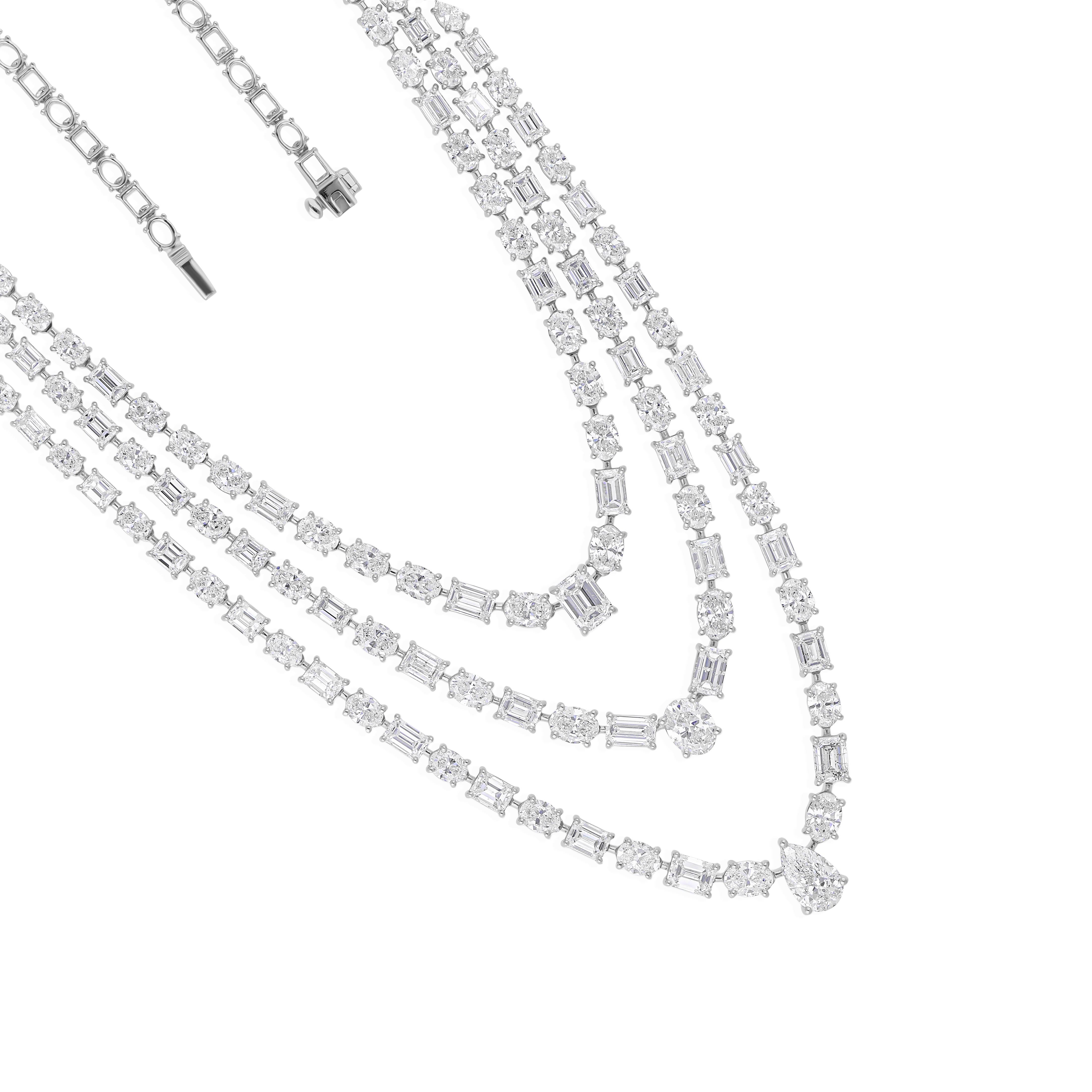 Taglio misto Collana nuziale con diamanti a 3 livelli a forma multipla da 29,75 carati per la sposa in oro bianco 18 carati in vendita