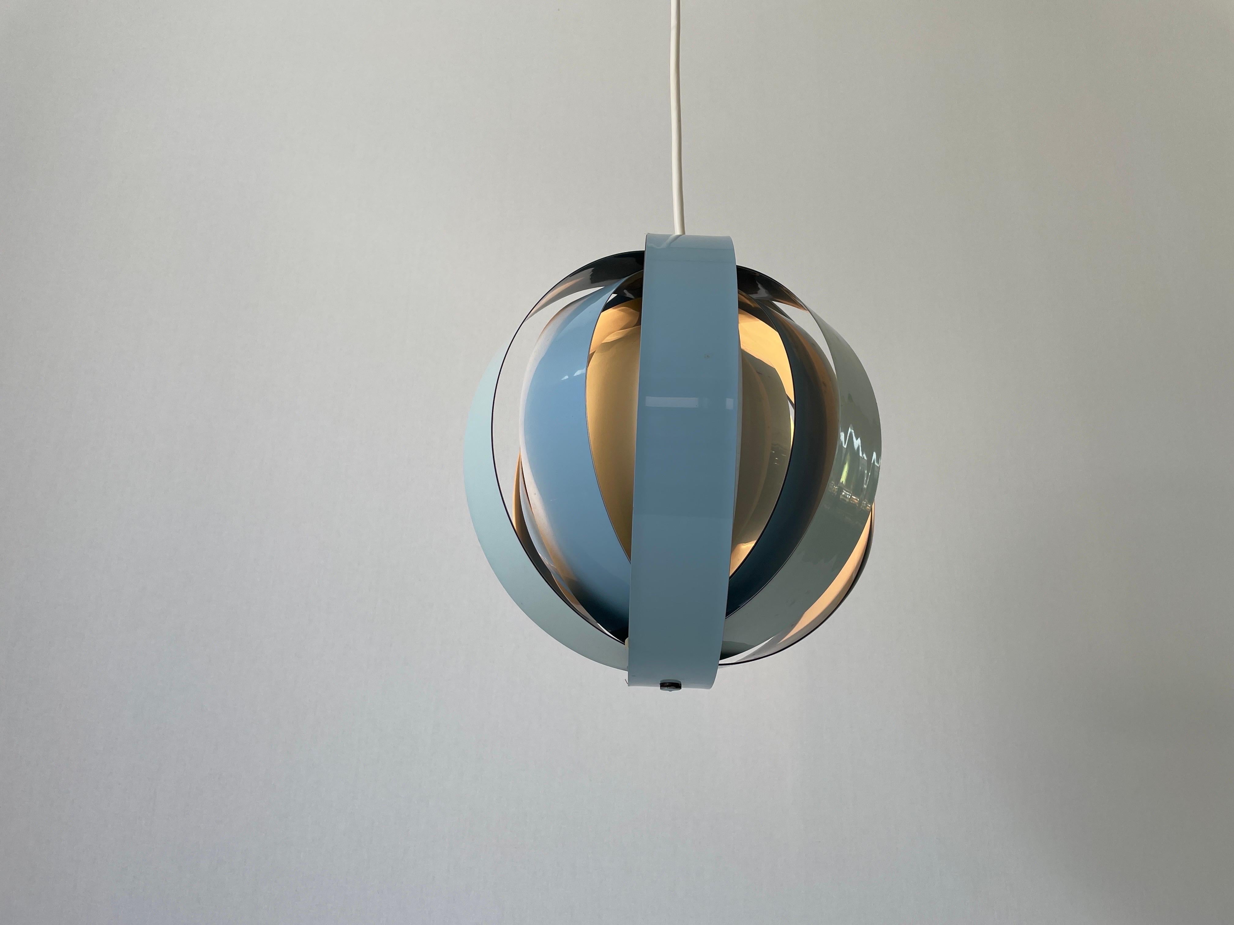 Lampada a sospensione a 3 toni in metallo blu di Lamell-Star-Leuchten, anni '60, Germania in vendita 3