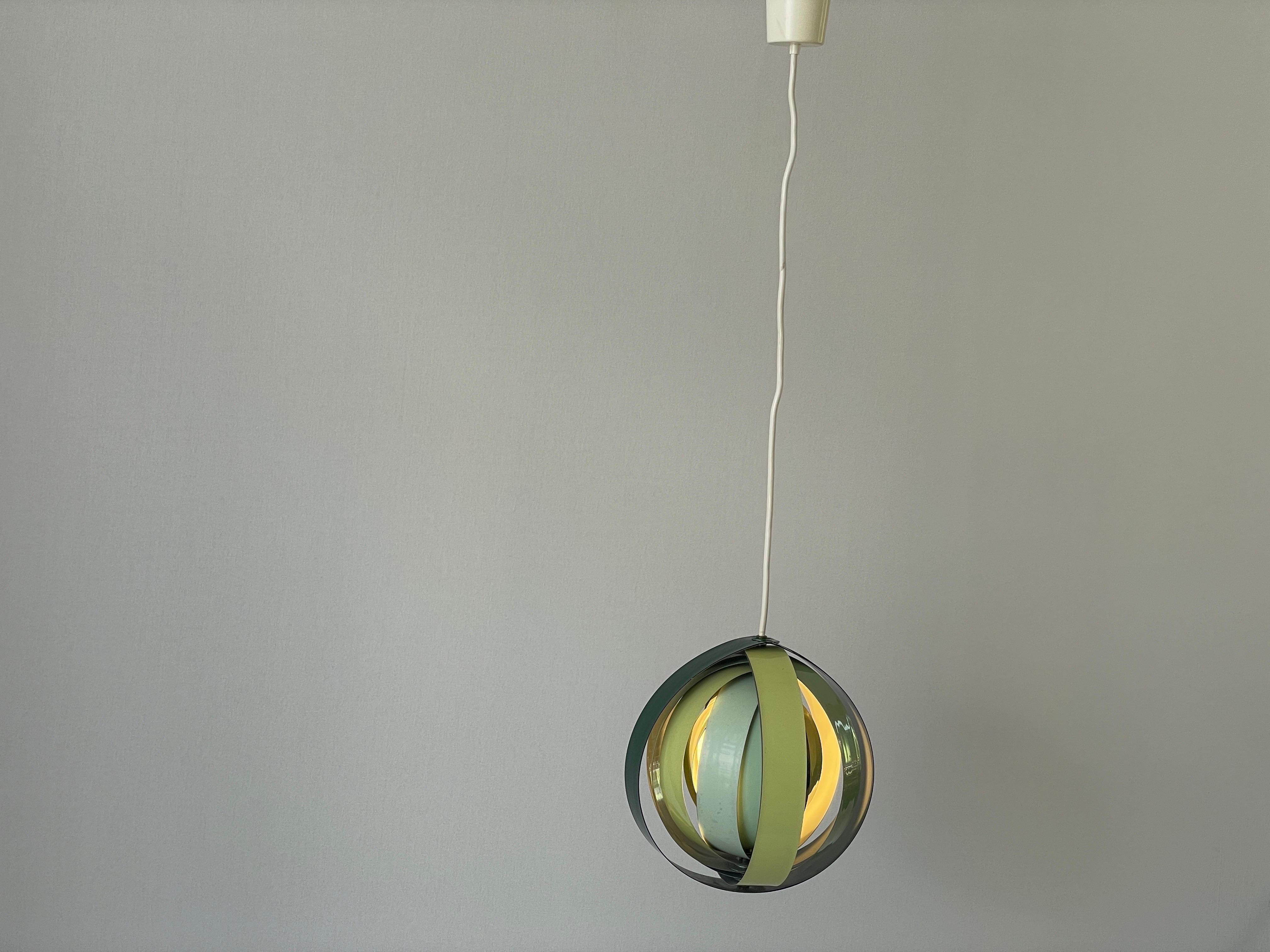 Lampe suspendue en métal vert à 3 tons par Lamell-Star-Leuchten, années 1960, Allemagne en vente 5