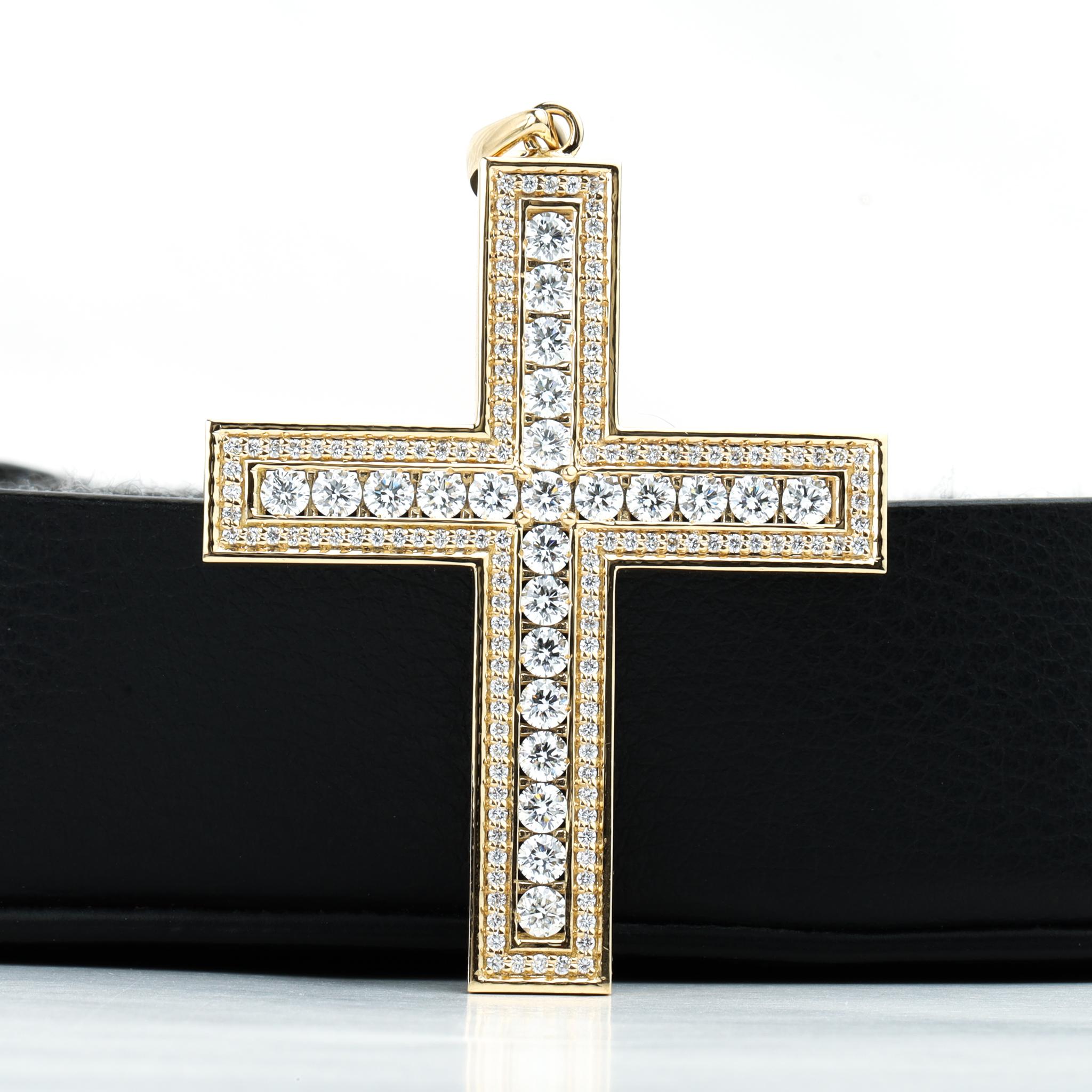 Women's or Men's 3 Total Carat Weight Diamond Religious Cross Pendant in 18k solid yellow gold  For Sale