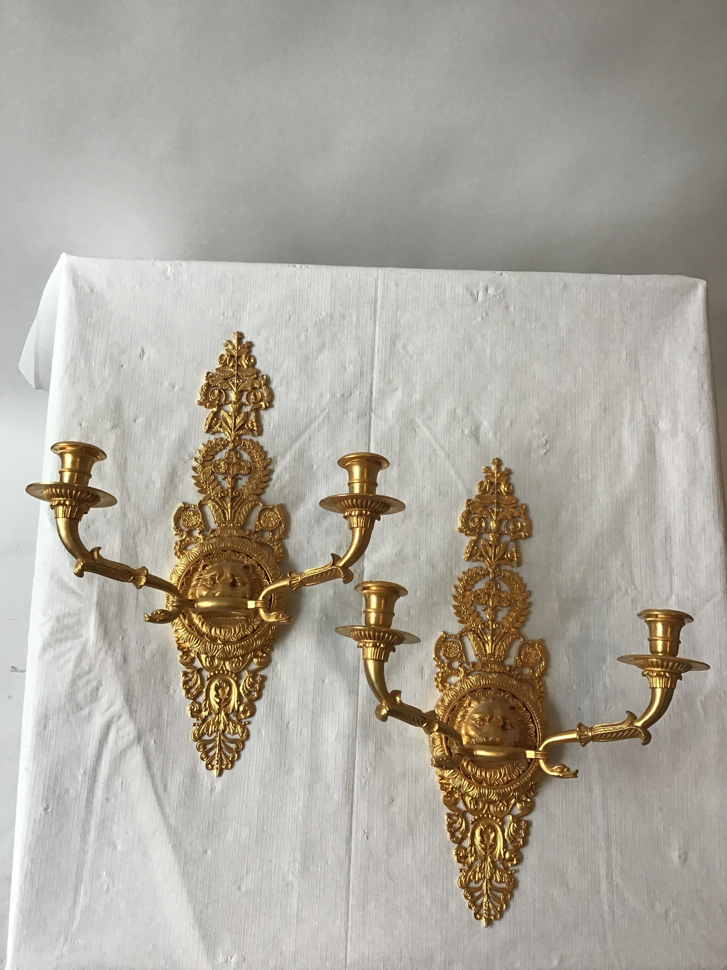 3 Versace style gold-plated lion head classical sconces. Great quality sconces from a Scarsdale, NY mansion. Needs wiring.