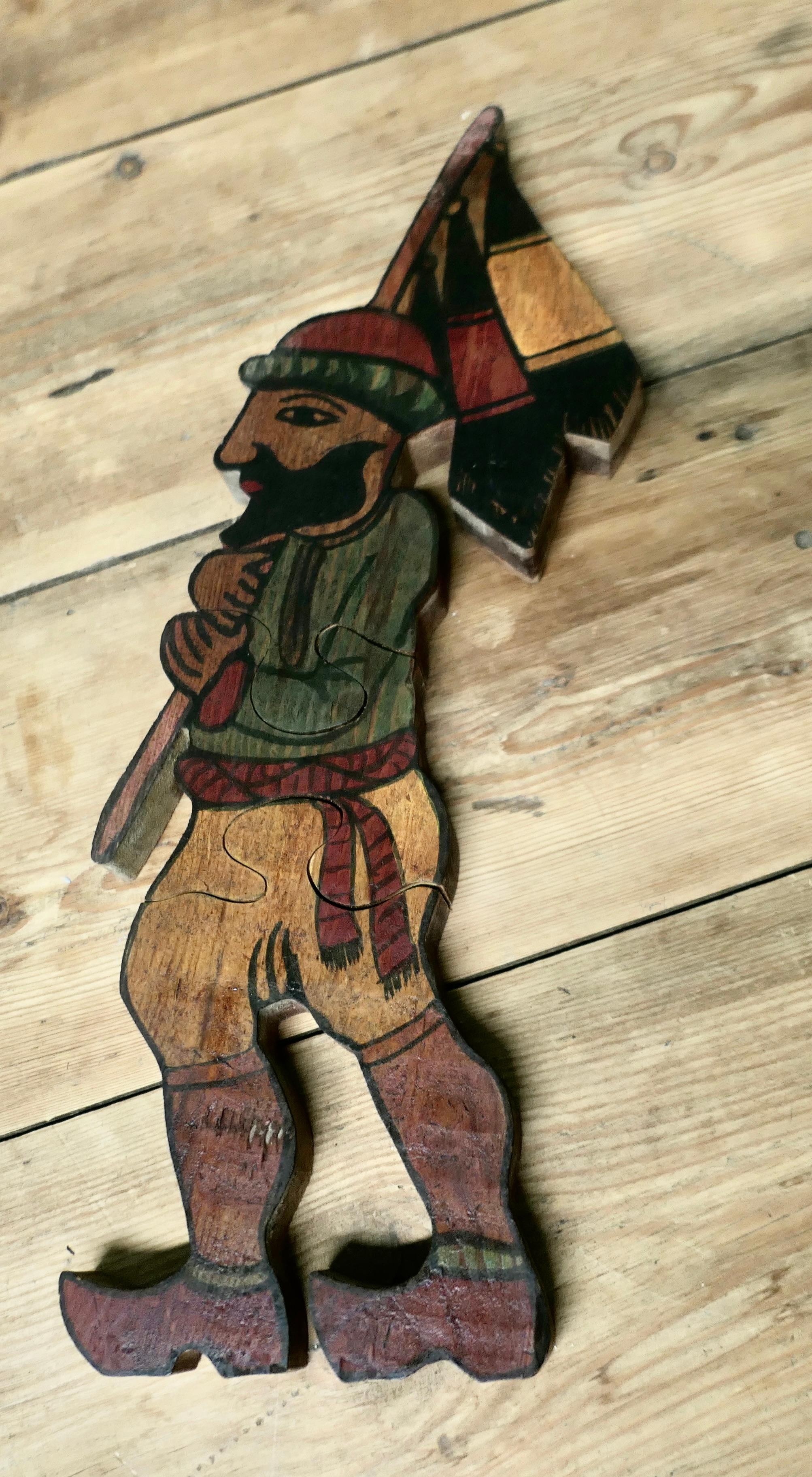 3 sehr naive französische Soldatenpuzzles Diese 3 sind handgemacht (Frühes 20. Jahrhundert) im Angebot