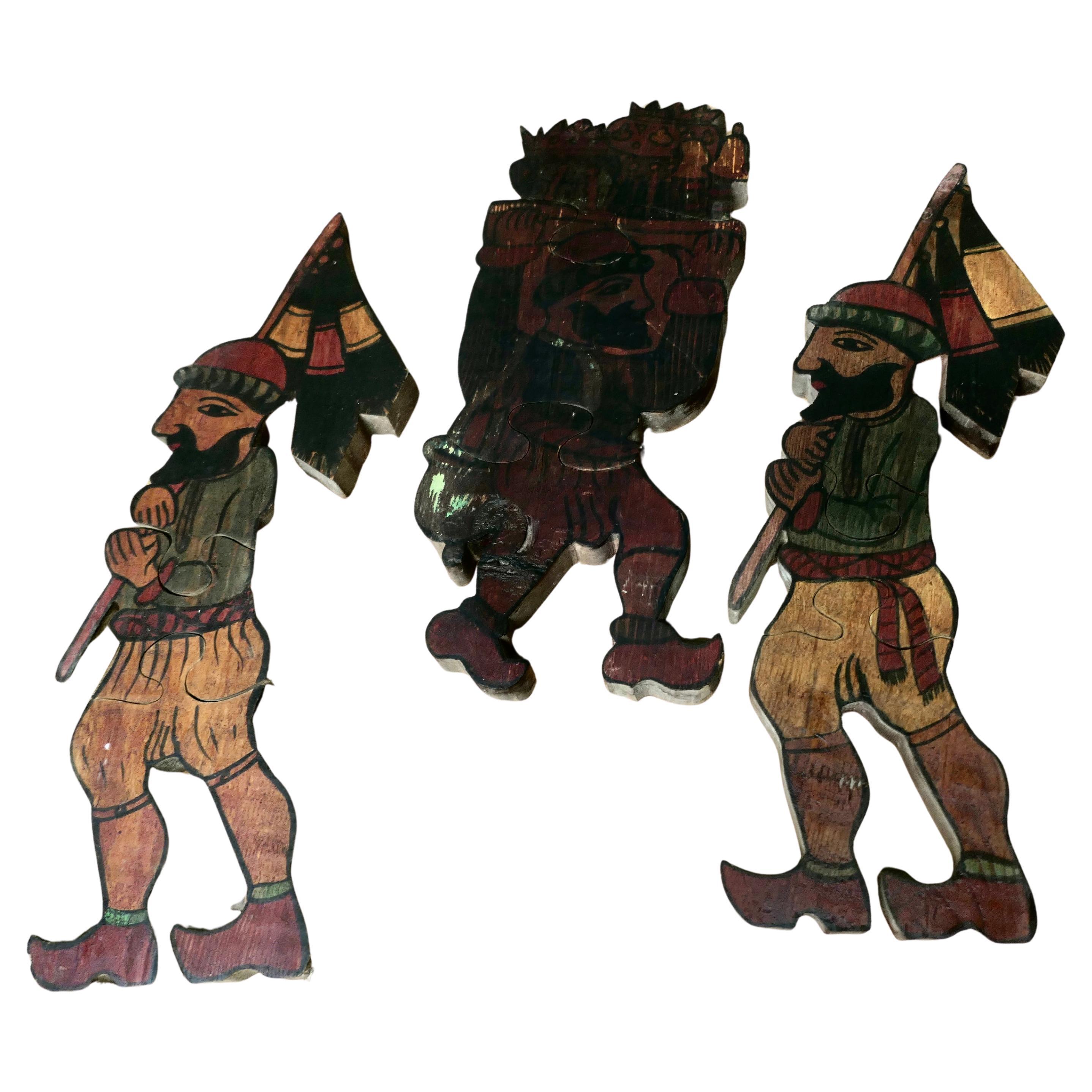 3 sehr naive französische Soldatenpuzzles Diese 3 sind handgemacht im Angebot