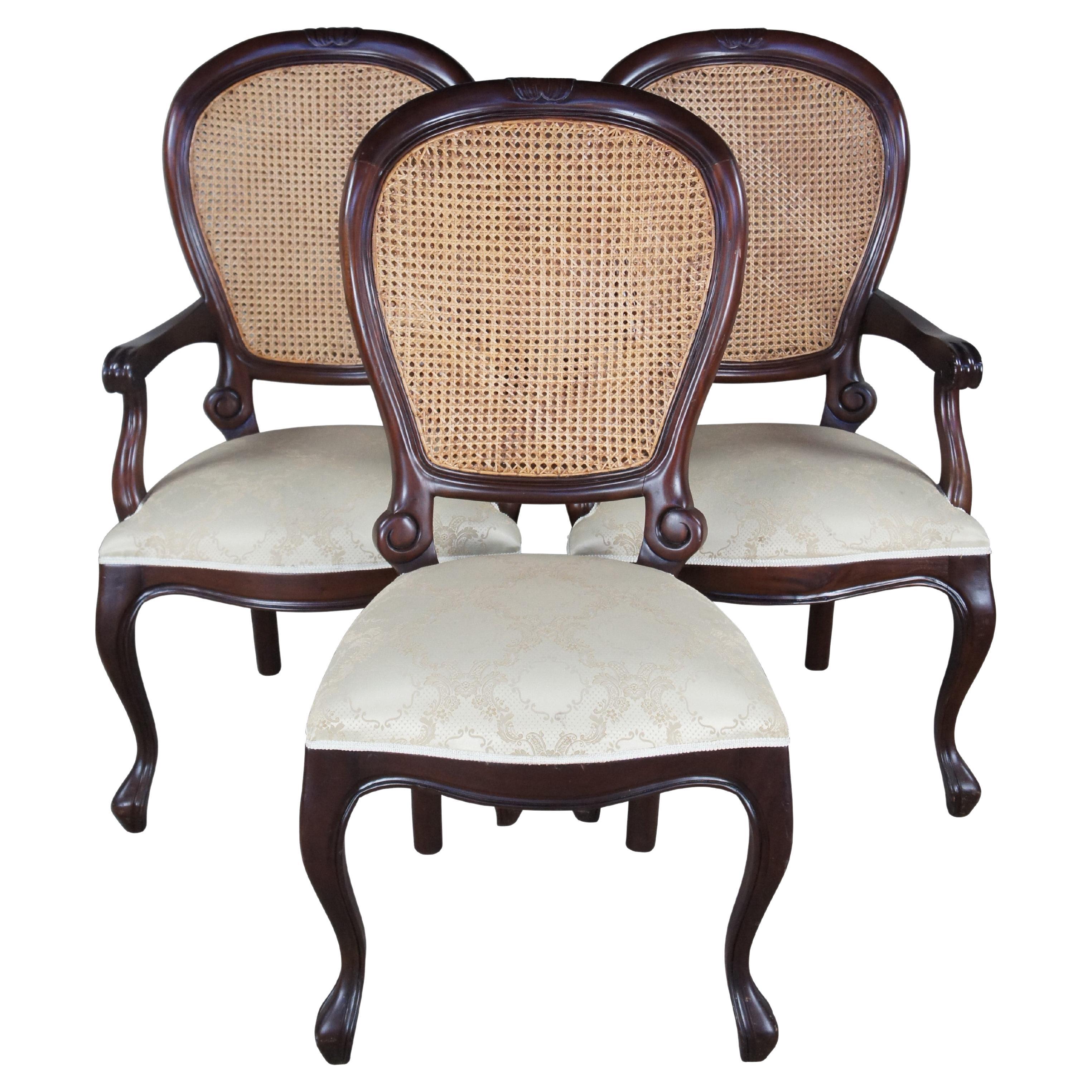 3 viktorianische Revival-Esszimmerstühle aus Mahagoni mit Ballonrückenlehne und Schilfrohr, Seidenbrokat-Sitzen