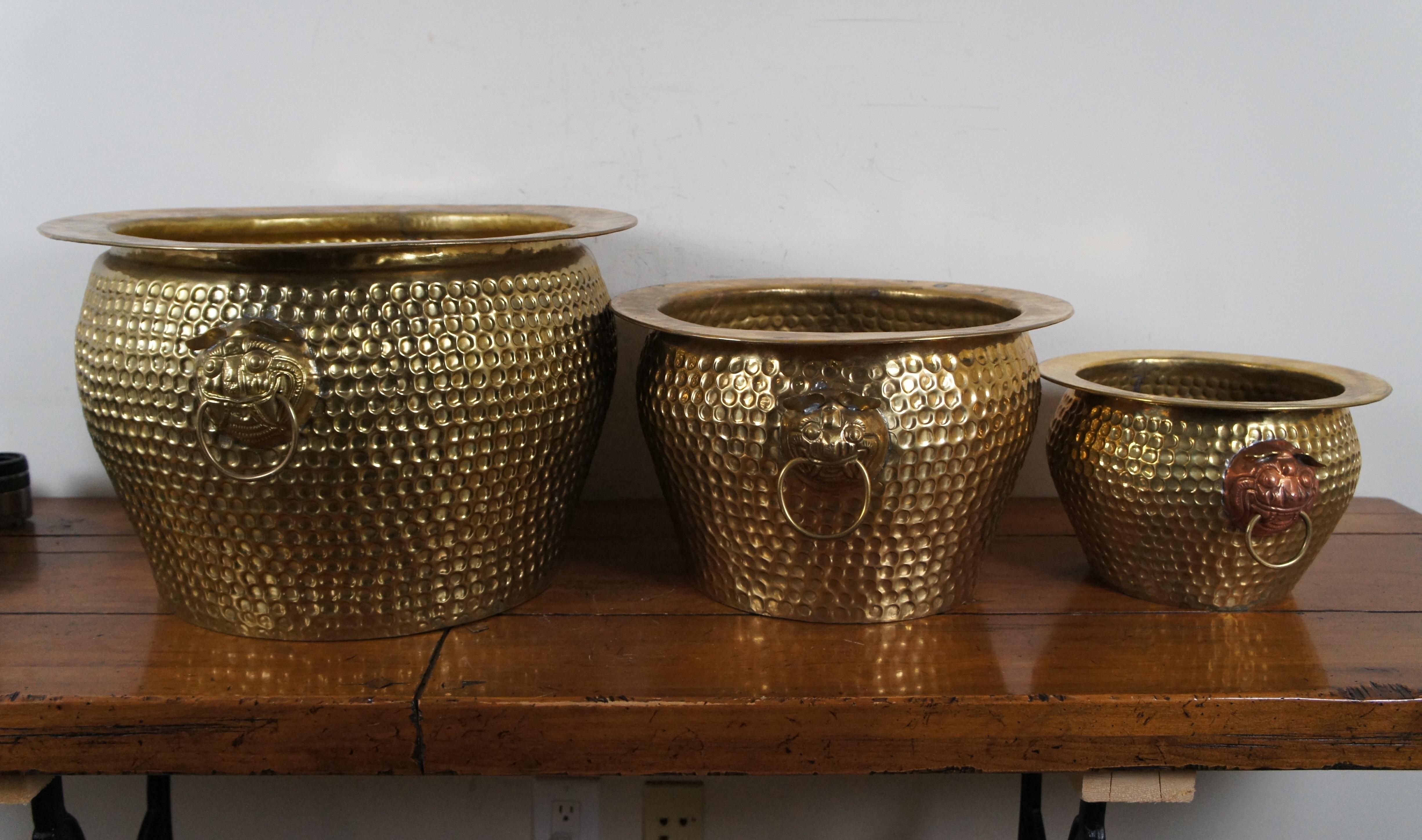 20th Century 3 Vintage Chinese Hammered Brass Nesting Foo Dog Planters Jardinieres Cachepots  For Sale