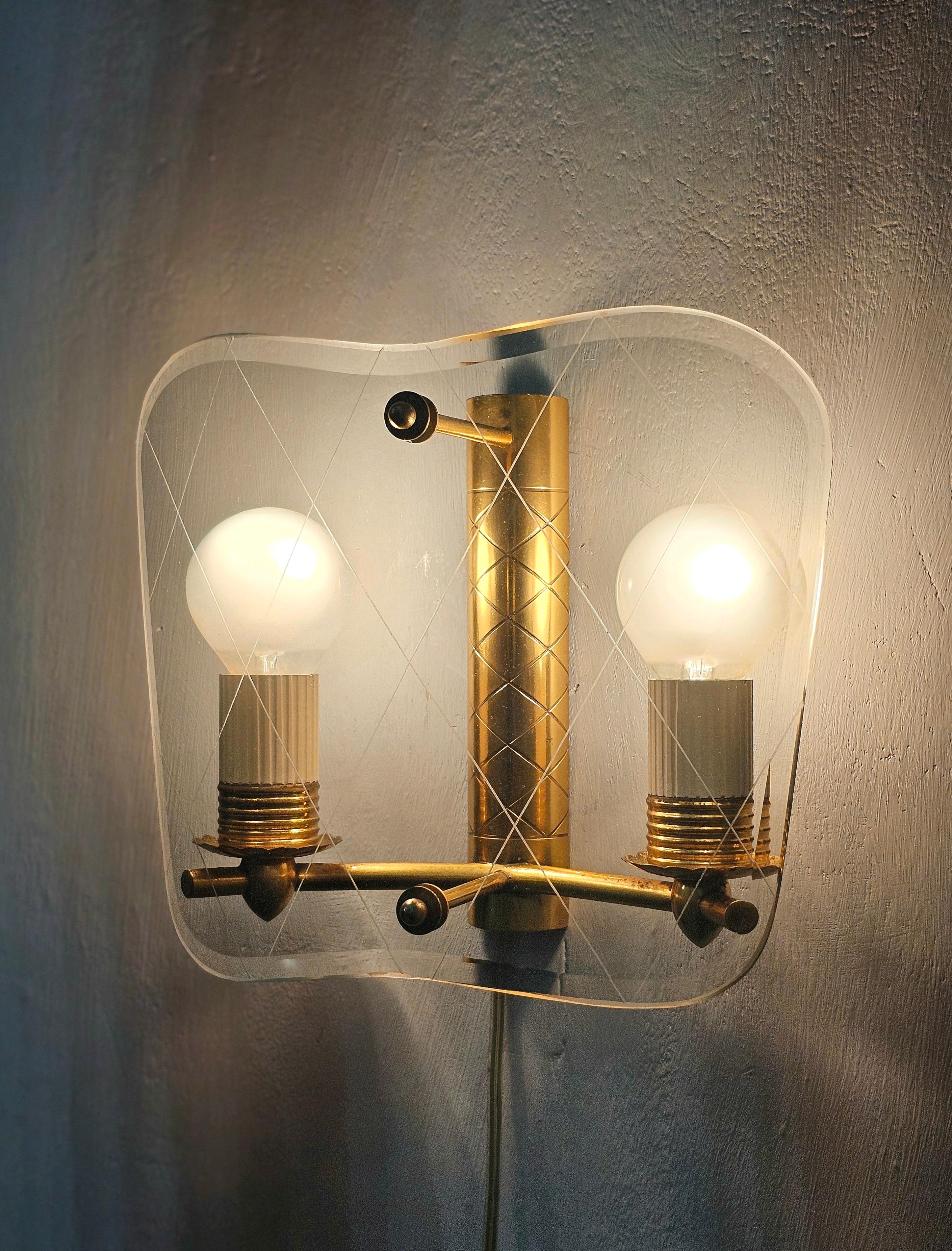 3 Wall Lights Sconces Brass Decorated Glass Midcentury Italian Design 1950 For Sale 8