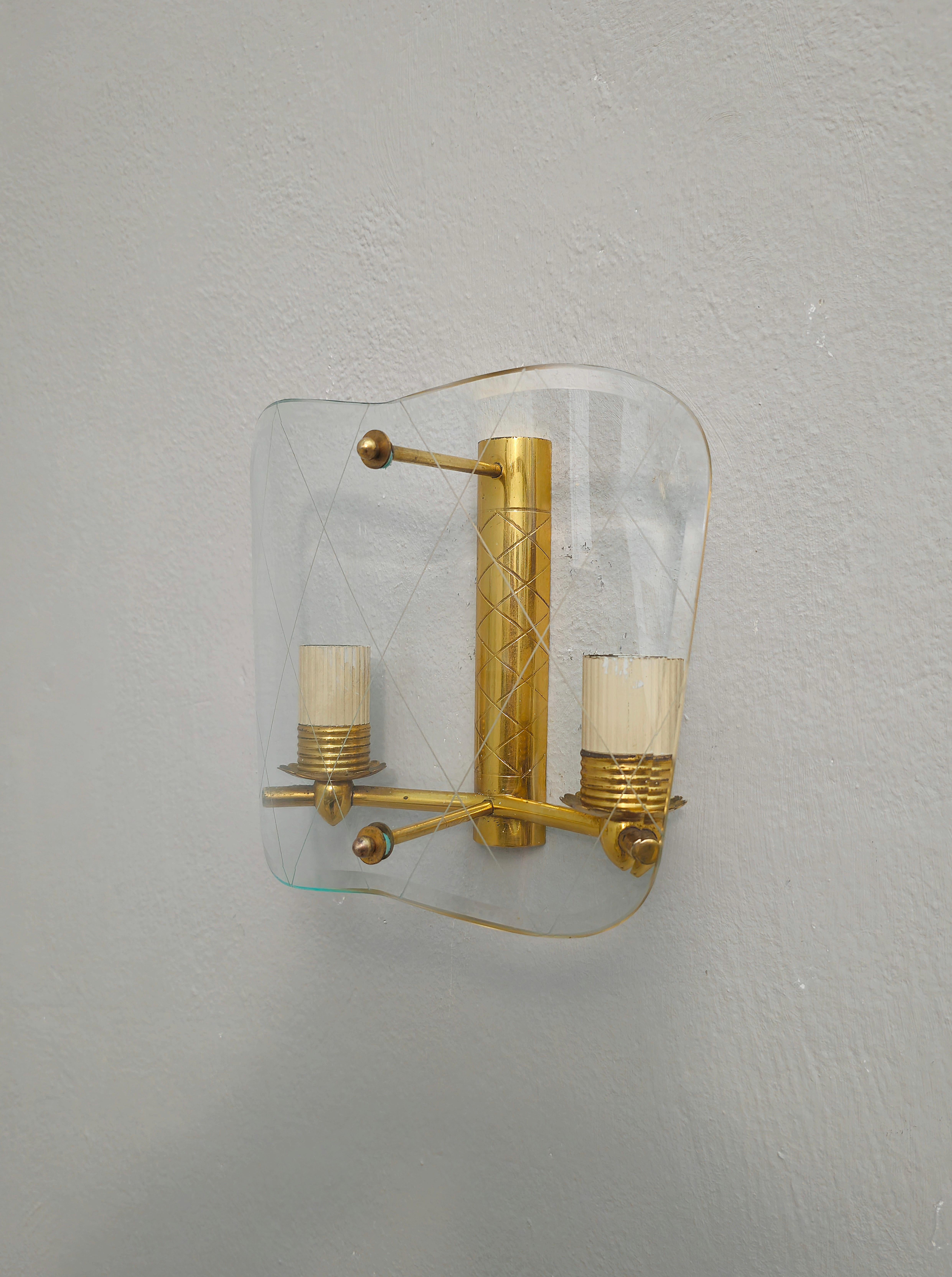 3 Wall Lights Sconces Brass Decorated Glass Midcentury Italian Design 1950 For Sale 9