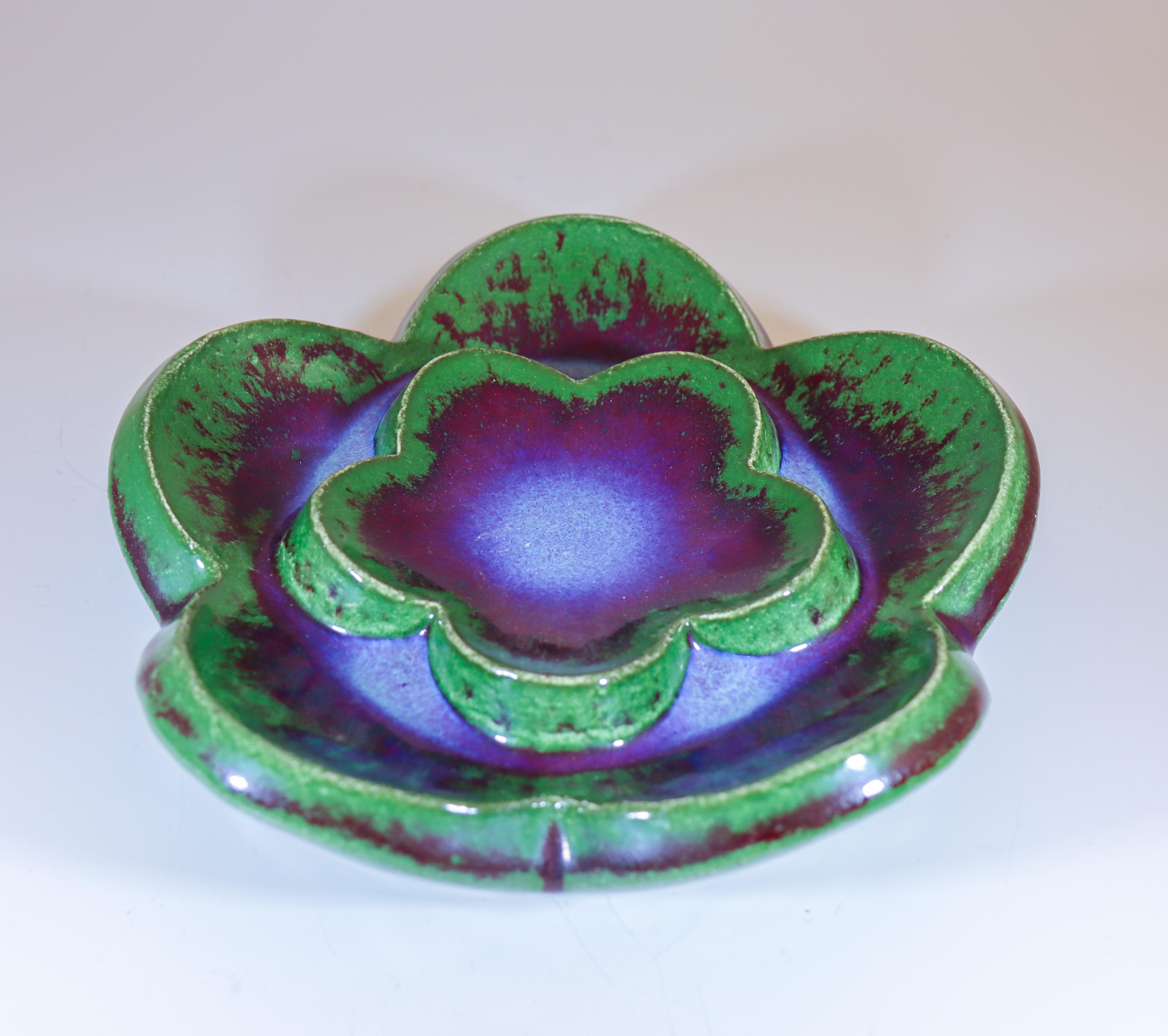 Svedese 3 Wall Plaques / Tiles,  Rörstrand - Sylvia Leuchovius - Flowers Green & Purple in vendita
