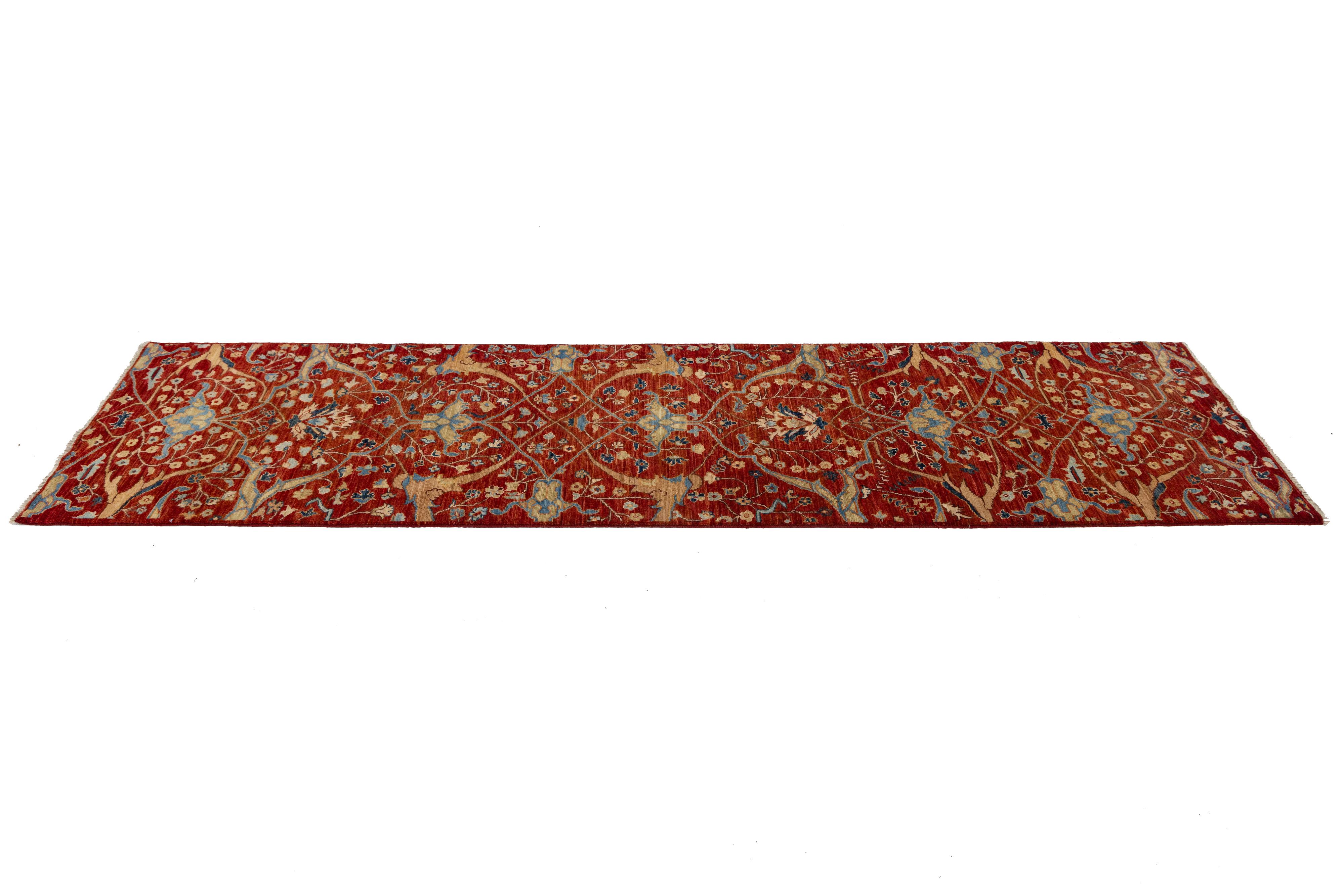 3 x 10  Runner in lana Sultanabad dal design moderno fatto a mano in rosso in vendita 1