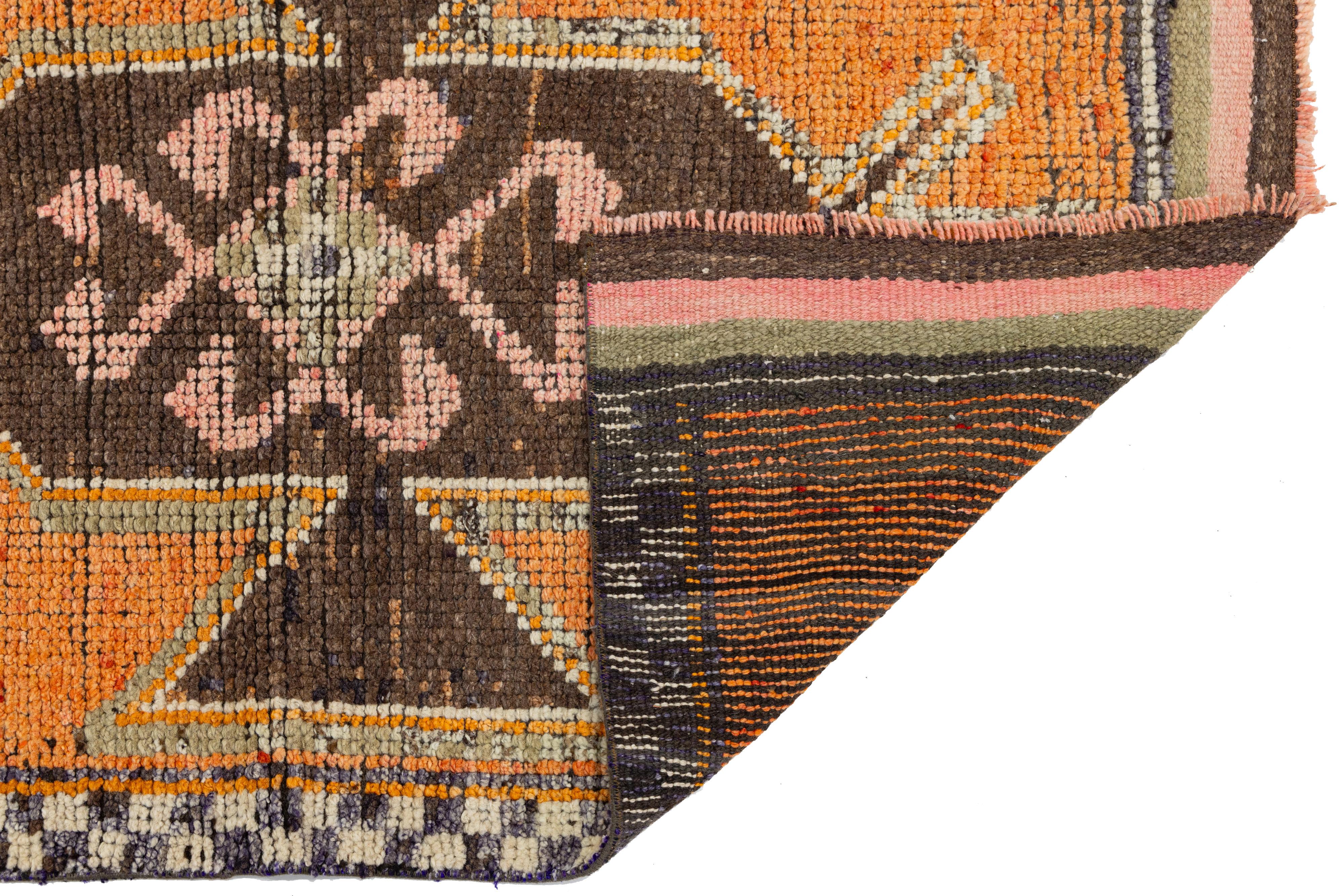 3 x 11 Läufer aus türkischer Wolle in Orange mit geometrischem Muster (Moderne der Mitte des Jahrhunderts) im Angebot